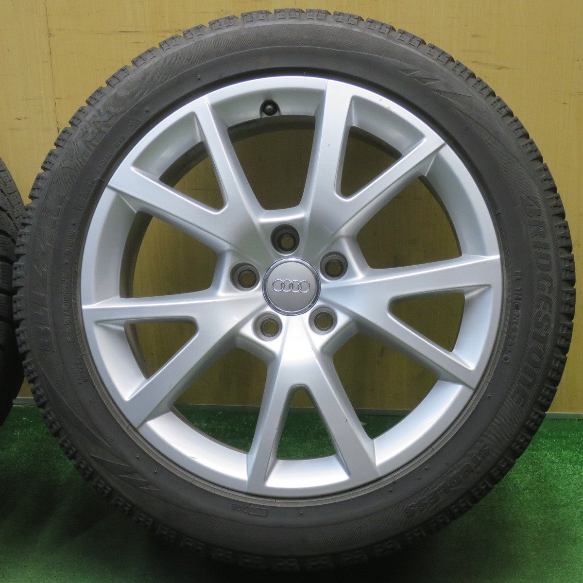 キレイ◎アウディ A6 4G 純正 225/50R18 スタッドレス ブリヂストン ブリザック VRX 18インチ PCD112/5H◎6061705NJス