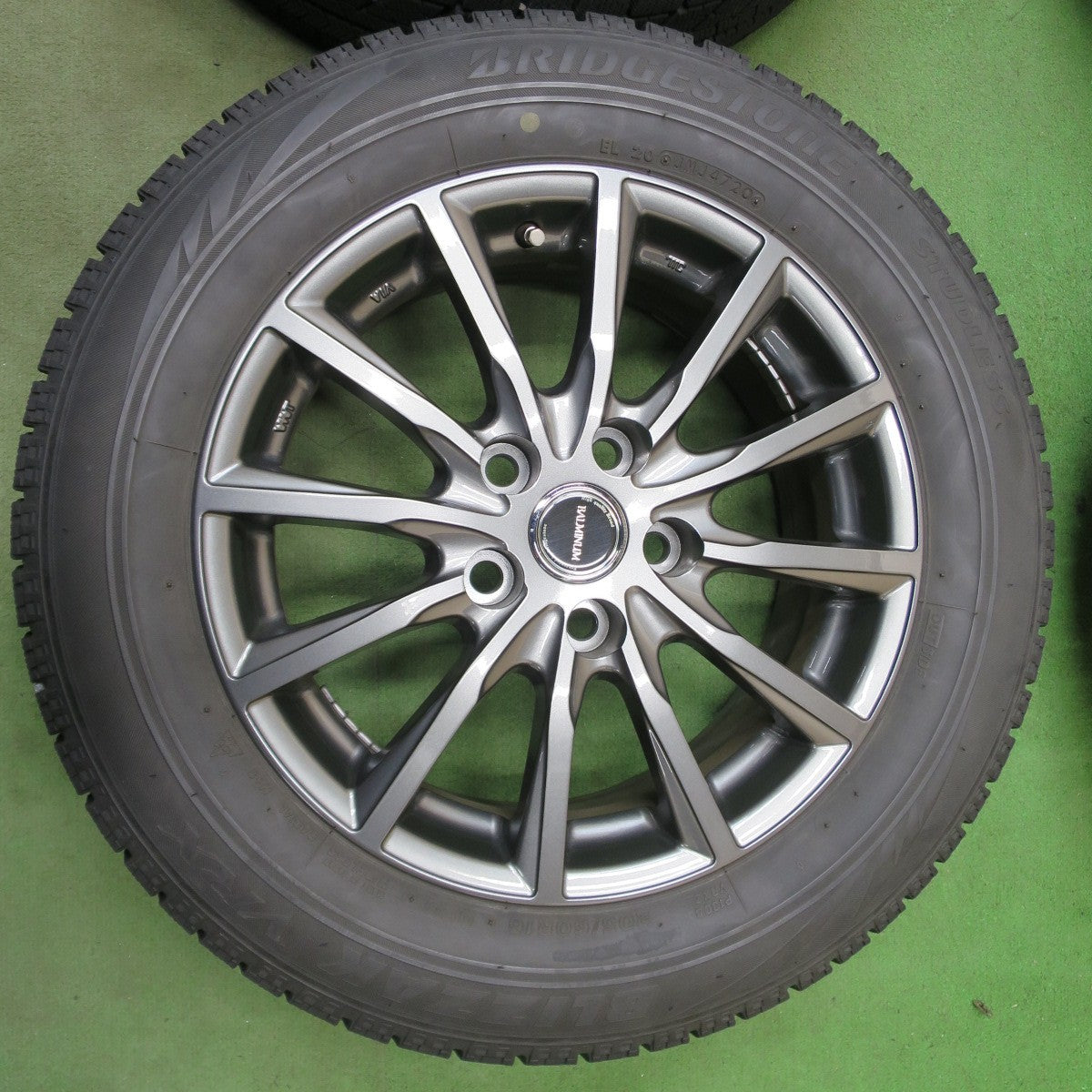 キレイ◎スタッドレス 205/60R16 ブリヂストン ブリザック VRX BALMINUM AR12 バルミナ 16インチ PCD114.3/5H◎6090904NGス