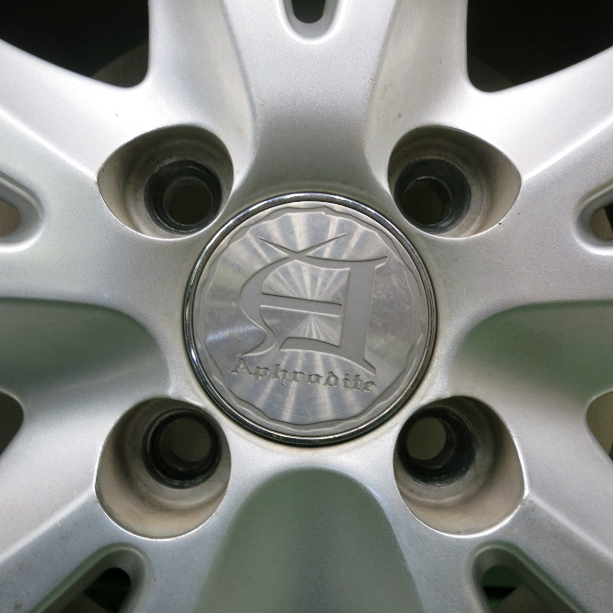 *送料無料* バリ溝！キレイ！9分★スタッドレス 185/70R14 ダンロップ ウインターマックス WM01 Aphrodite アフロディーテ 14インチ PCD100/4H★4063003NJス