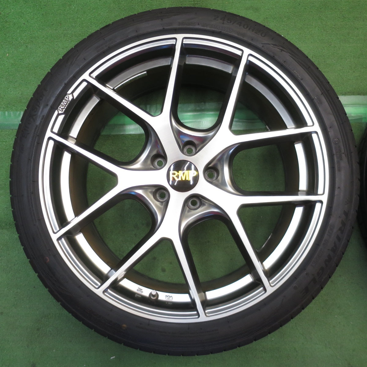 バリ溝！25年！キレイ！9分◎RMP 025F MiD 245/40R20 トライアングル EffeXSport TH202 20インチ PCD114.3/5H◎6091903NJノ