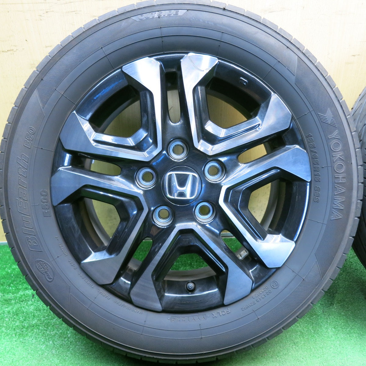キレイ！24年◎ホンダ フリード クロスター 純正 185/65R15 ヨコハマ ブルーアース EC50 EC50C 15インチ PCD114.3/5H◎6070502HAノ