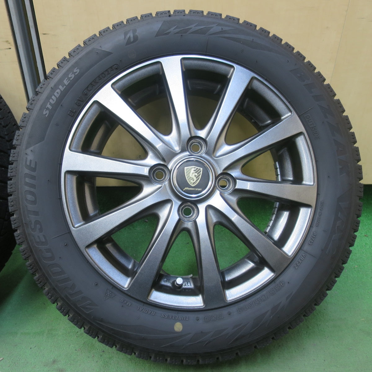 キレイ！24年◎スタッドレス 155/65R14 ブリヂストン ブリザック VRX2 MANARAY SPORT マナレイ スポーツ 14インチ PCD100/4H◎6091912イス