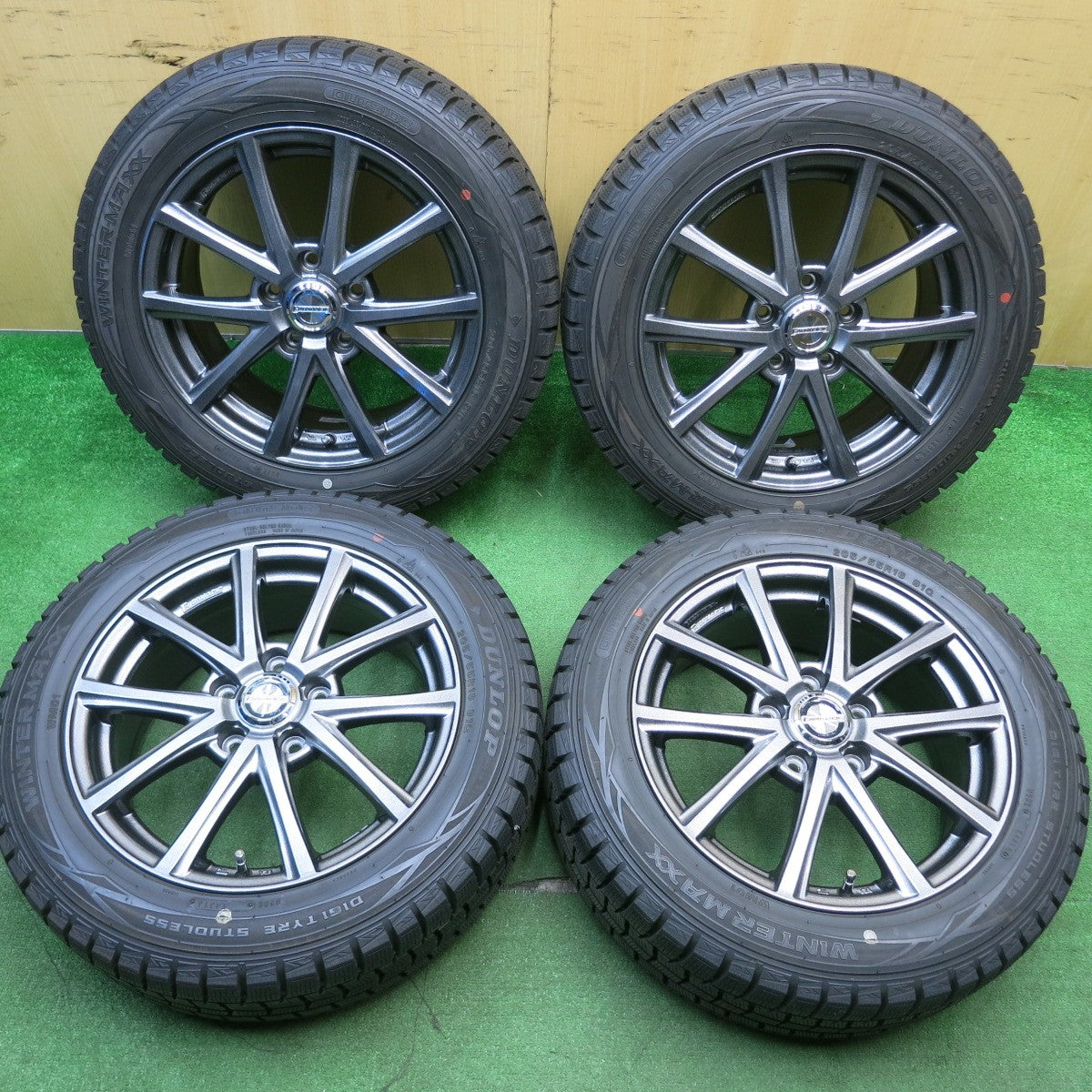バリ溝！キレイ！9.5分★スタッドレス 205/55R16 ダンロップ ウインターマックス WM01 EUROMAGIC ユーロマジック 16インチ PCD114.3/5H★5042706HAス