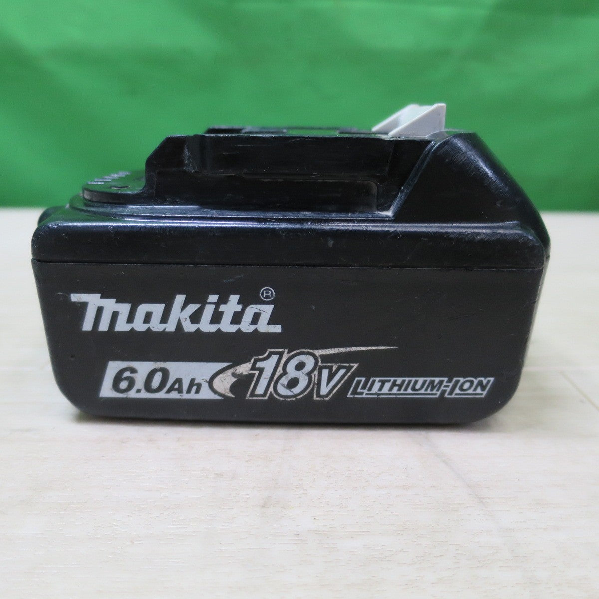 [送料無料] ☆マキタ リチウム イオン バッテリー BL1860B 18V 6.0Ah 108Wh 急速 充電器 DC18RF 100V 電動 工具 に makita☆