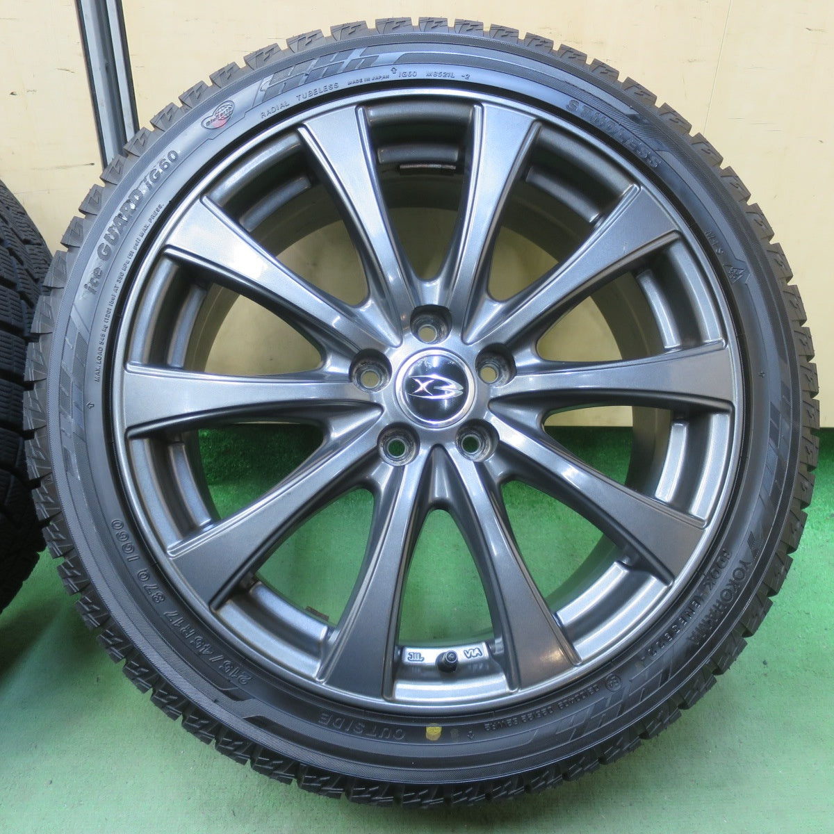 バリ溝！22年！9.5分以上★プリウス 等 215/45R17 スタッドレス ヨコハマ アイスガード iG60 Exsteer エクスター 17インチ PCD100/5H★6051810イス