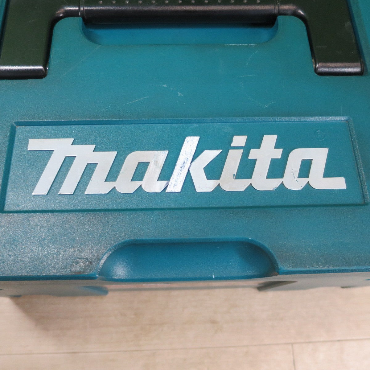 キレイ☆マキタ 充電式 ボードカッタ SD180D 電動 工具 切断機 コードレス ボード カッター 18V makita☆