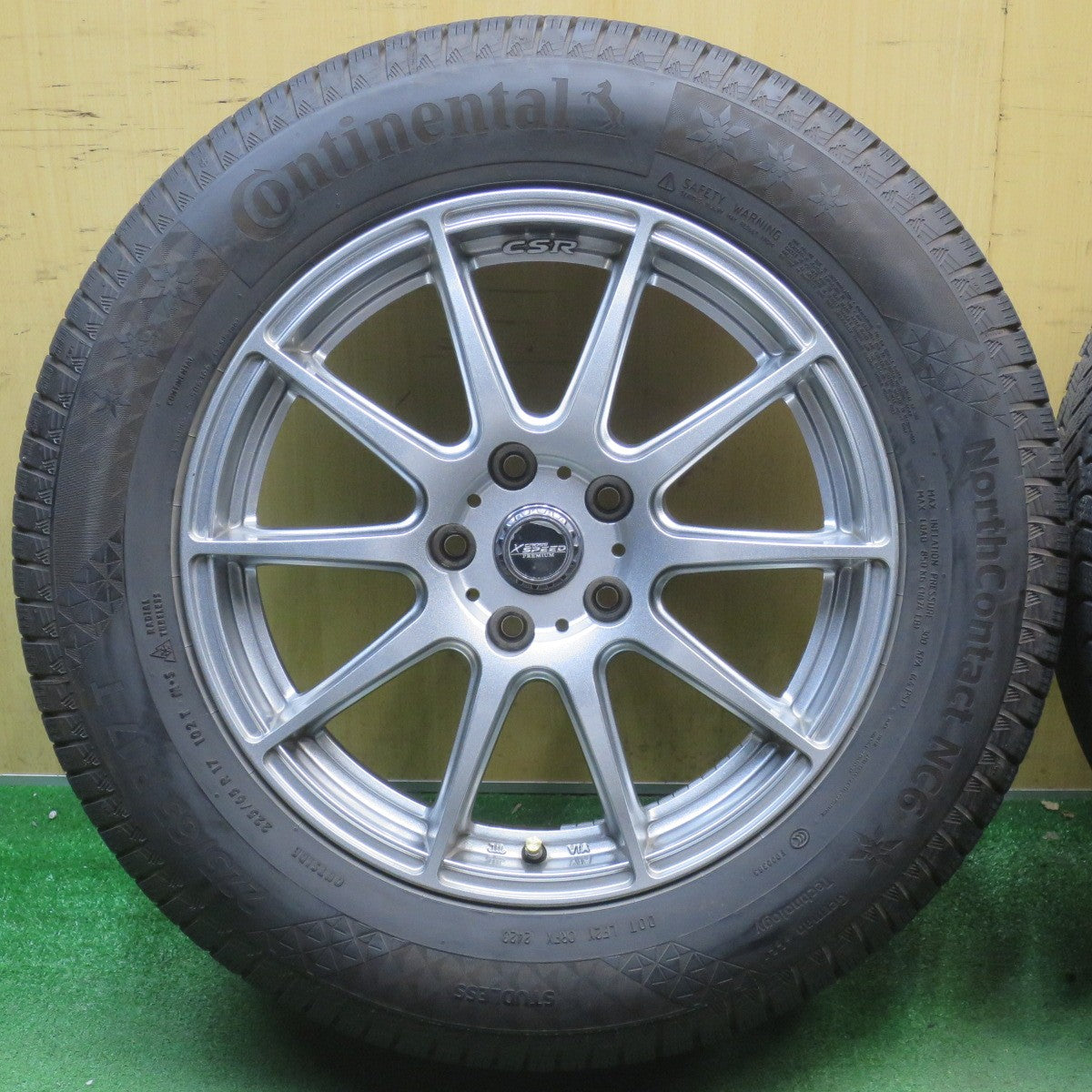 バリ溝！23年！キレイ！9.5分★スタッドレス 225/65R17 コンチネンタル ノースコンタクト NC6 X CROSS SPEED PREMIUM クロススピード プレミアム 17インチ PCD114.3/5H★6051909NJス