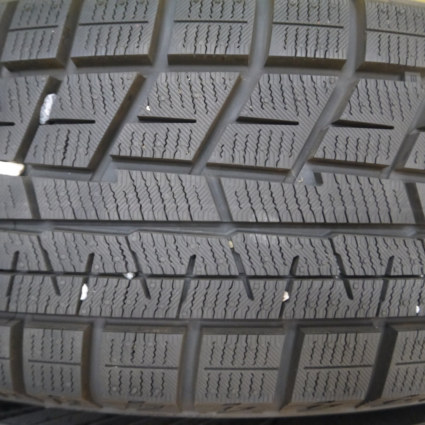 *送料無料* バリ溝！22年！キレイ！ほぼ10分★スタッドレス 185/70R14 ヨコハマ アイスガード iG60 BALMINUM バルミナ 14インチ PCD100/4H★4061004Hス