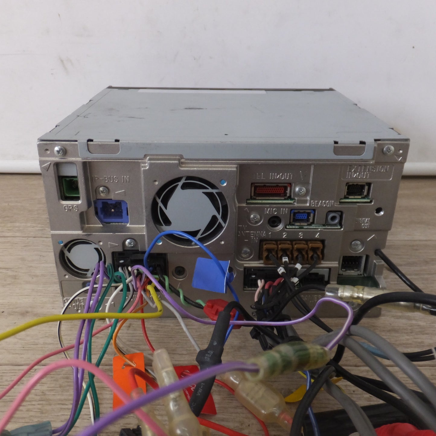 [送料無料] ★カロッツェリア carrozzeria AV一体型HDDナビゲーション 楽ナビ AVIC-HRZ099(20)★