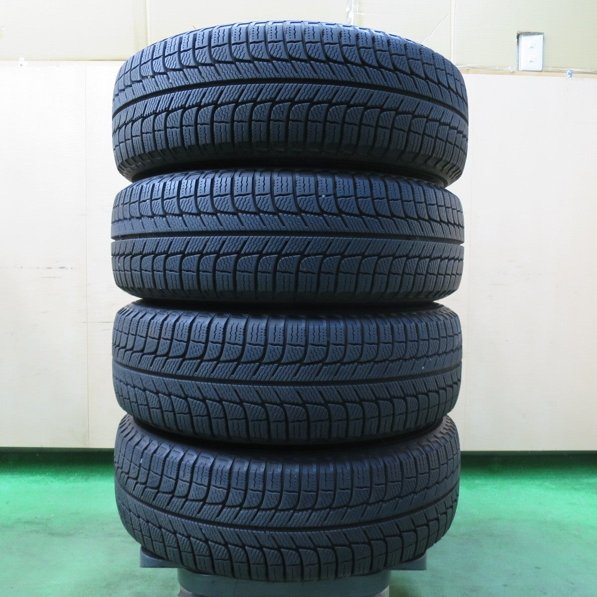 バリ溝！キレイ！9分★プリウス 等 195/65R15 スタッドレス ミシュラン X-ICE3+ EuroSpeed MANARAY SPORT 15インチ PCD100/5H★5021120イス