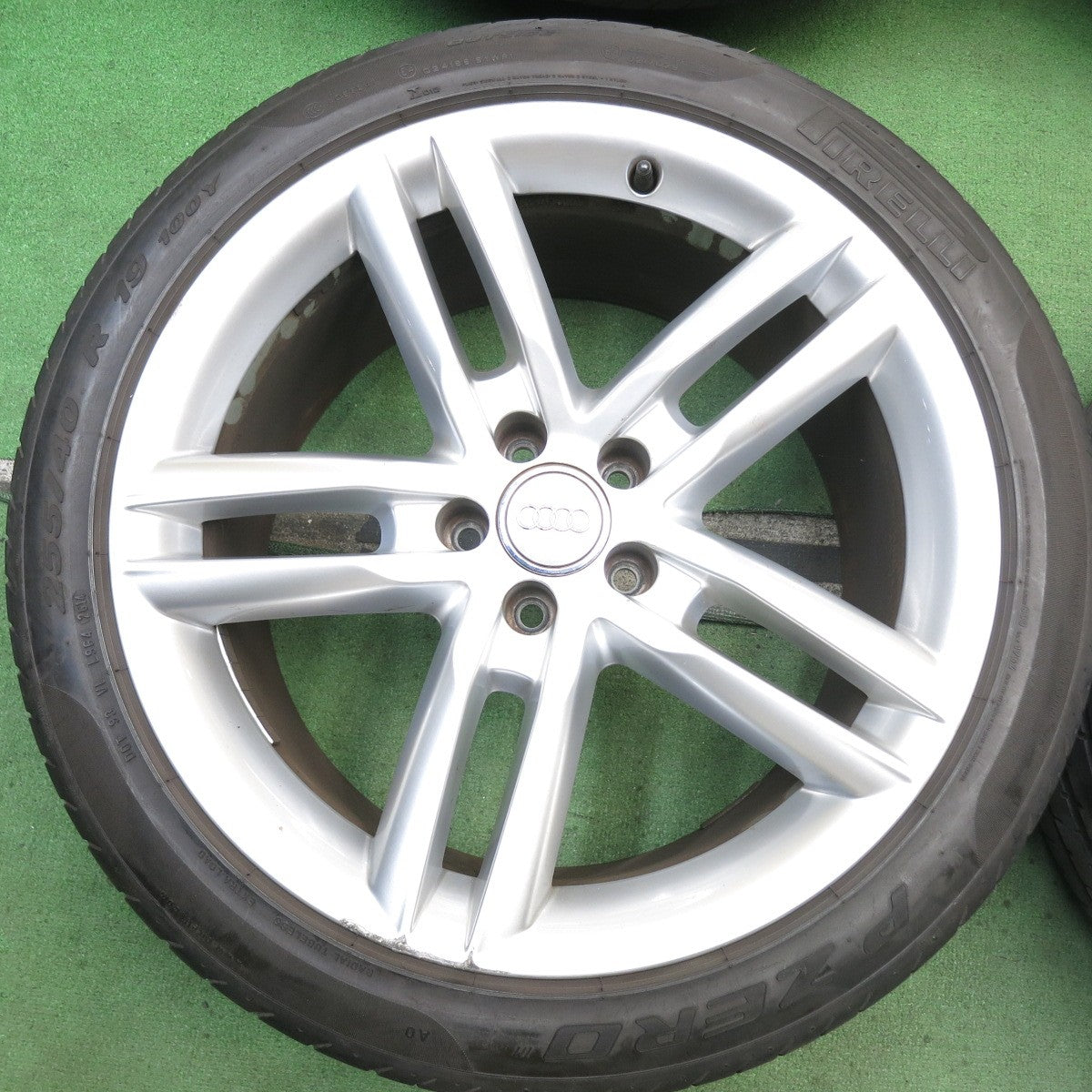 4本価格◎アウディ A6 Sライン 純正 255/40R19 ピレリ PZERO Pゼロ 19インチ PCD112/5H◎6082902HAノ