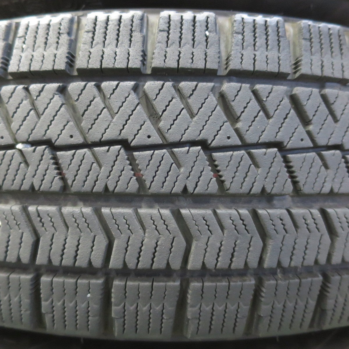 キレイ★スタッドレス 175/70R14 ブリヂストン ブリザック VRX2 TOPRUN トップラン 14インチ PCD100/4H★6052509イス