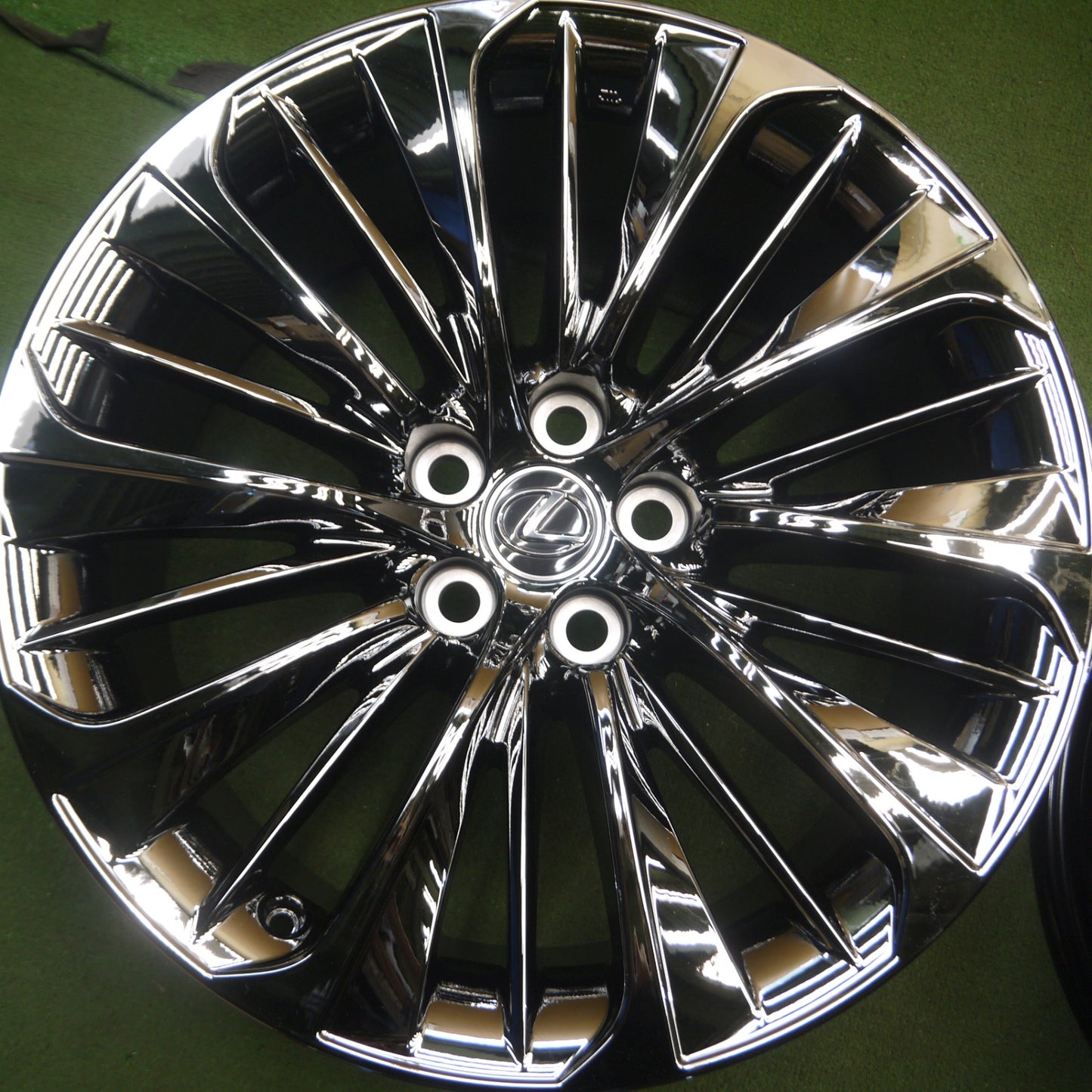 *送料無料* 新車外し★レクサス LS500h 純正 OP ノイズリダクション ホイール 20インチ 20×8.5J PCD120/5H★4042205Hホ