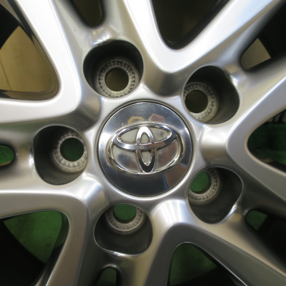 キレイ★トヨタ 20系 アルファード ヴェルファイア 純正 235/50R18 トーヨー トランパス R30 18インチ PCD114.3/5H★5072402TTノ