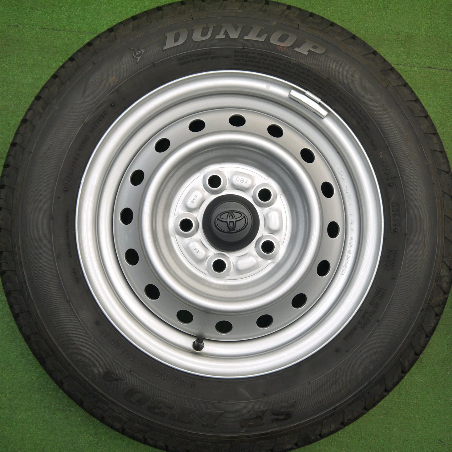 バリ溝！24年！キレイ！9.5分★トヨタ タウンエース 純正 スチール 165/80R14 97/95N ダンロップ SP LT30A 14インチ PCD114.3/5H★5120801Hノ