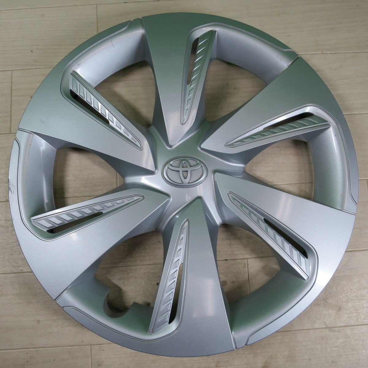 [送料無料] 4枚価格☆トヨタ 170系 シエンタ 純正 ホイール キャップ カバー 15インチ TOYOTA☆