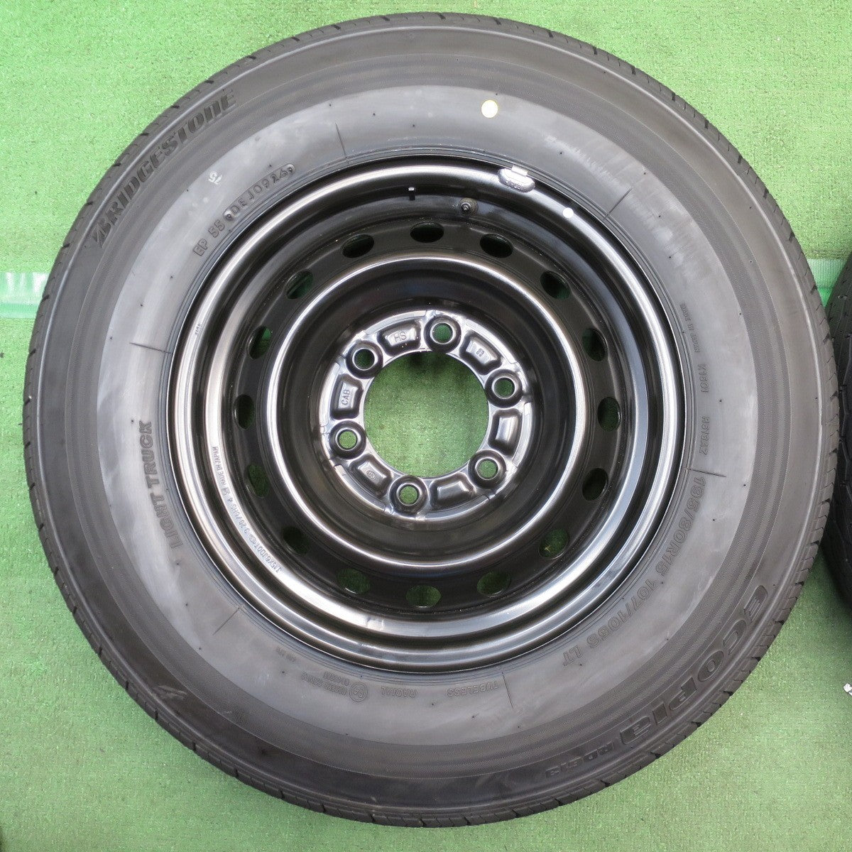 新車外し！26年◎トヨタ ハイエース 純正 スチール 195/80R15 107/105S ブリヂストン エコピア RD613 15インチ PCD139.7/6H◎6091913NJノ