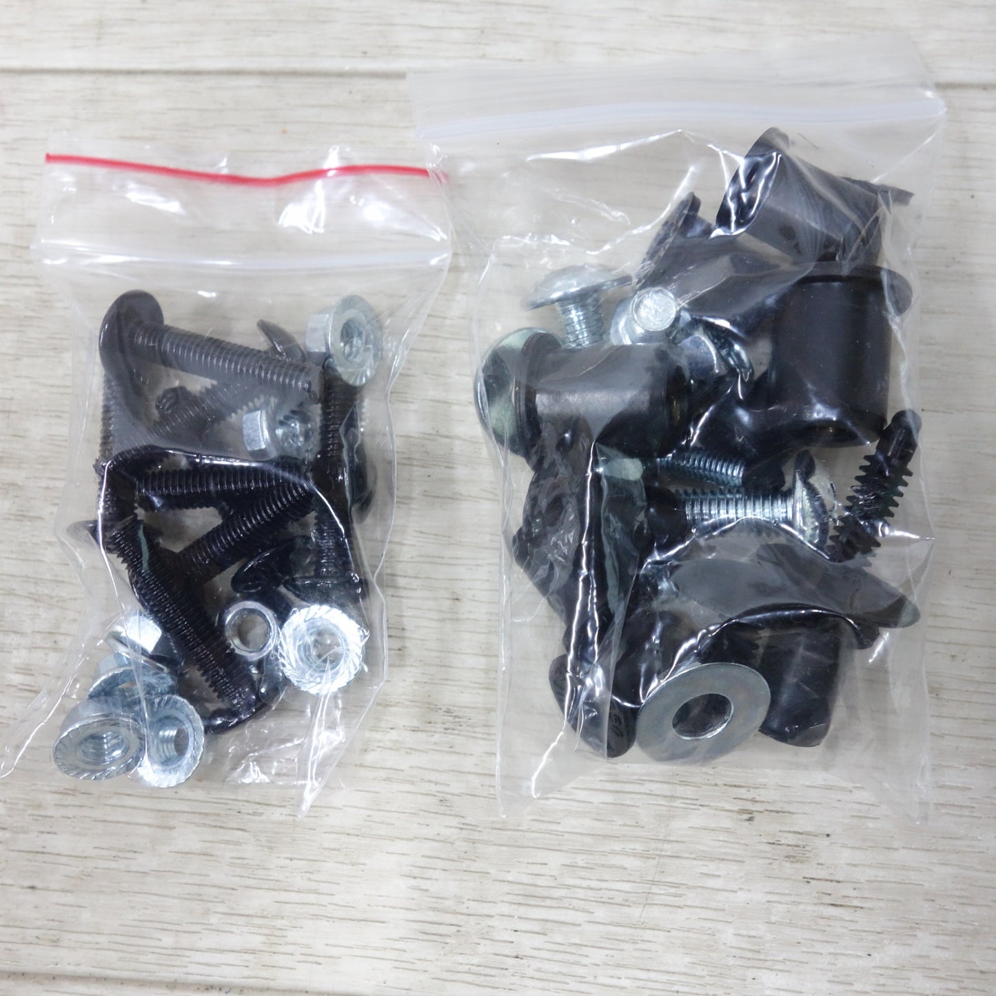 [送料無料] 未使用！左右セット◆4型～ ハイエース GOODSPEED ヘッドライト 丸目 KOITO ハロゲン HCR-221 HCR-1 997-16142 HID-H01 ヘッドランプ グッドスピード マットブラック塗装②◆
