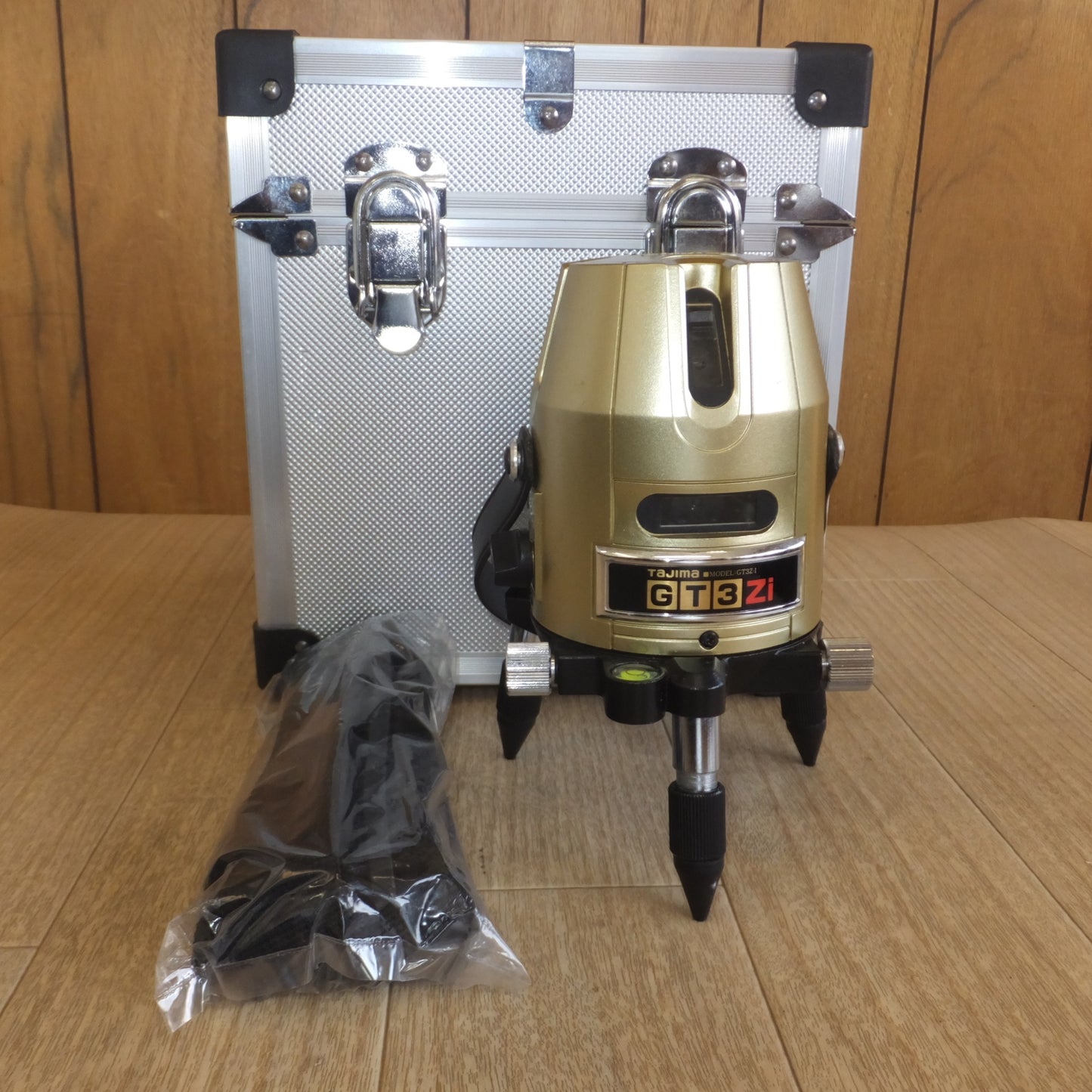 [送料無料] ★タジマ Tajima レーザー墨出し器 GT3Zi　MODEL GT3Z-I★