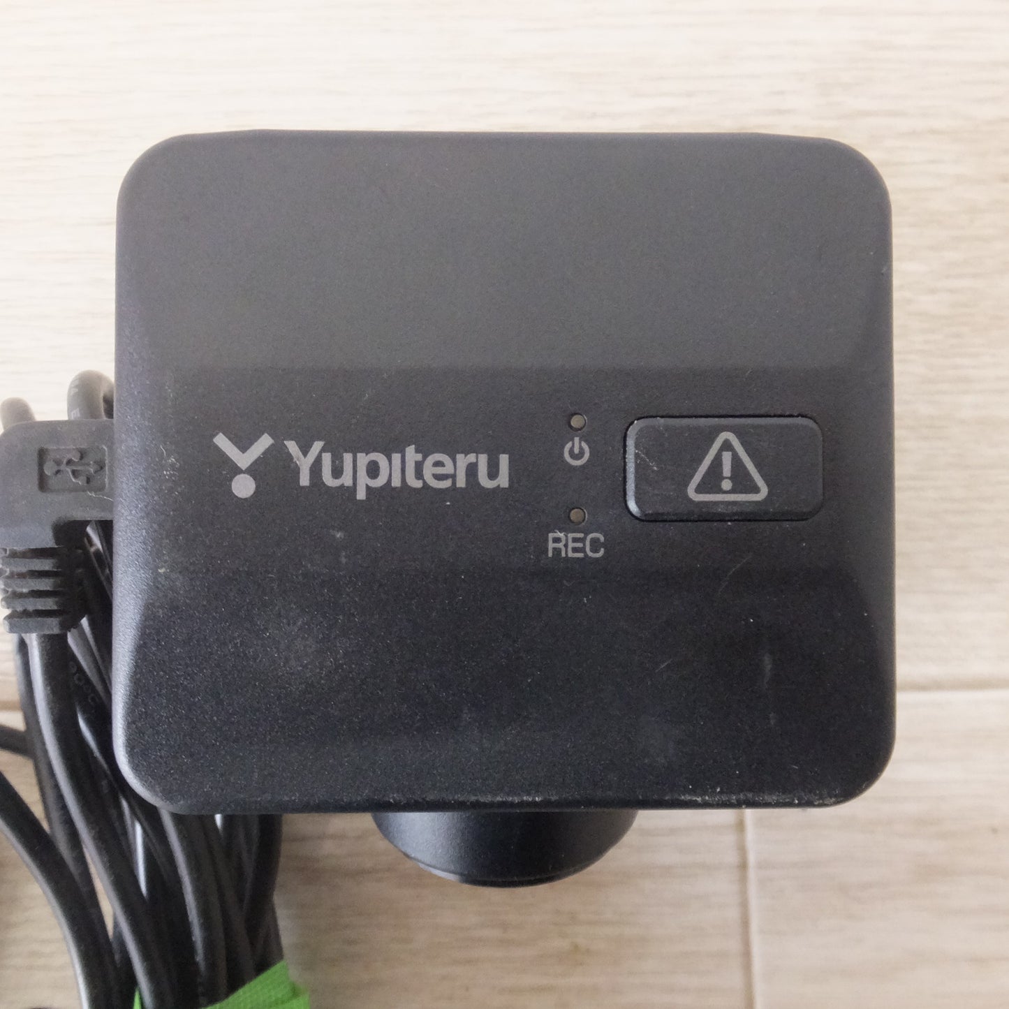 [送料無料] ★ユピテル Yupiteru 全周囲360°&リアカメラドライブレコーダー marumie マルミエ ZQ-35R リアカメラなし[70]★