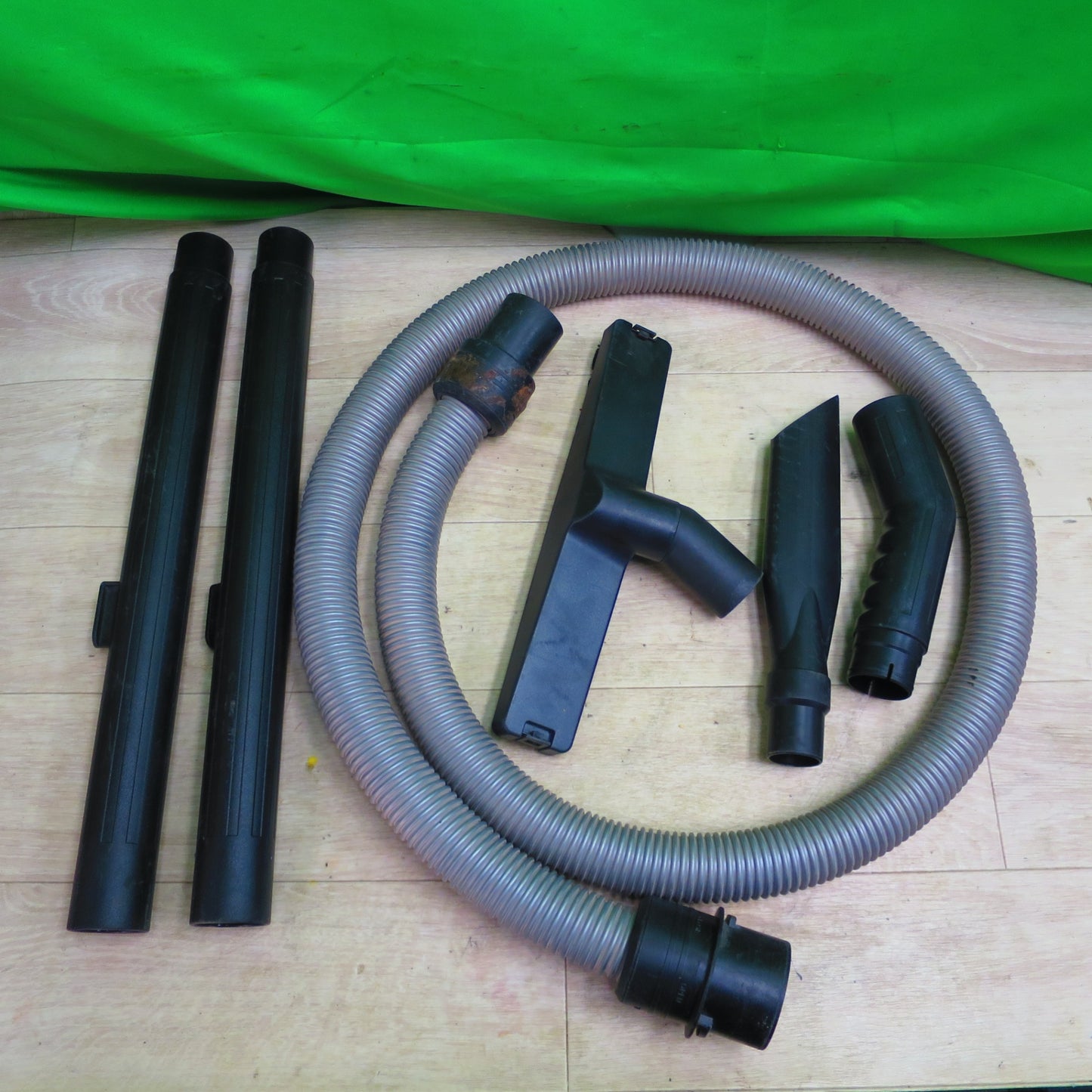 [送料無料] ☆RYOBI リョービ 集じん機 VC-1100 乾湿両用 掃除機 集塵機 乾燥15L 液体12L☆