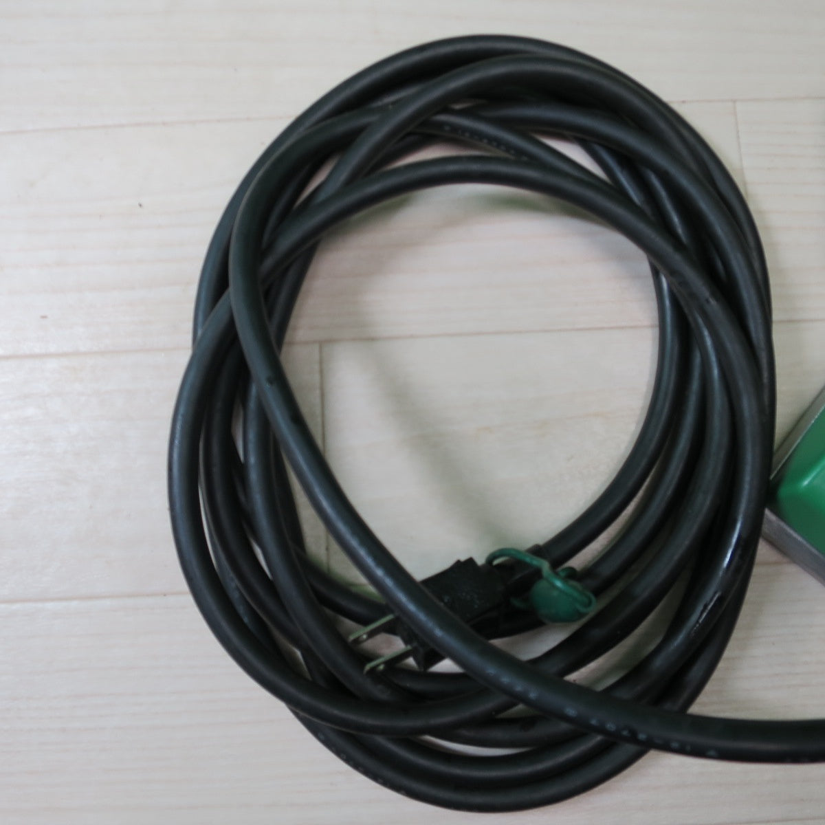 [送料無料] ☆日立工機 120mm 電動 電気 かんな 100V P35 鉋 カンナ 電動 工具☆