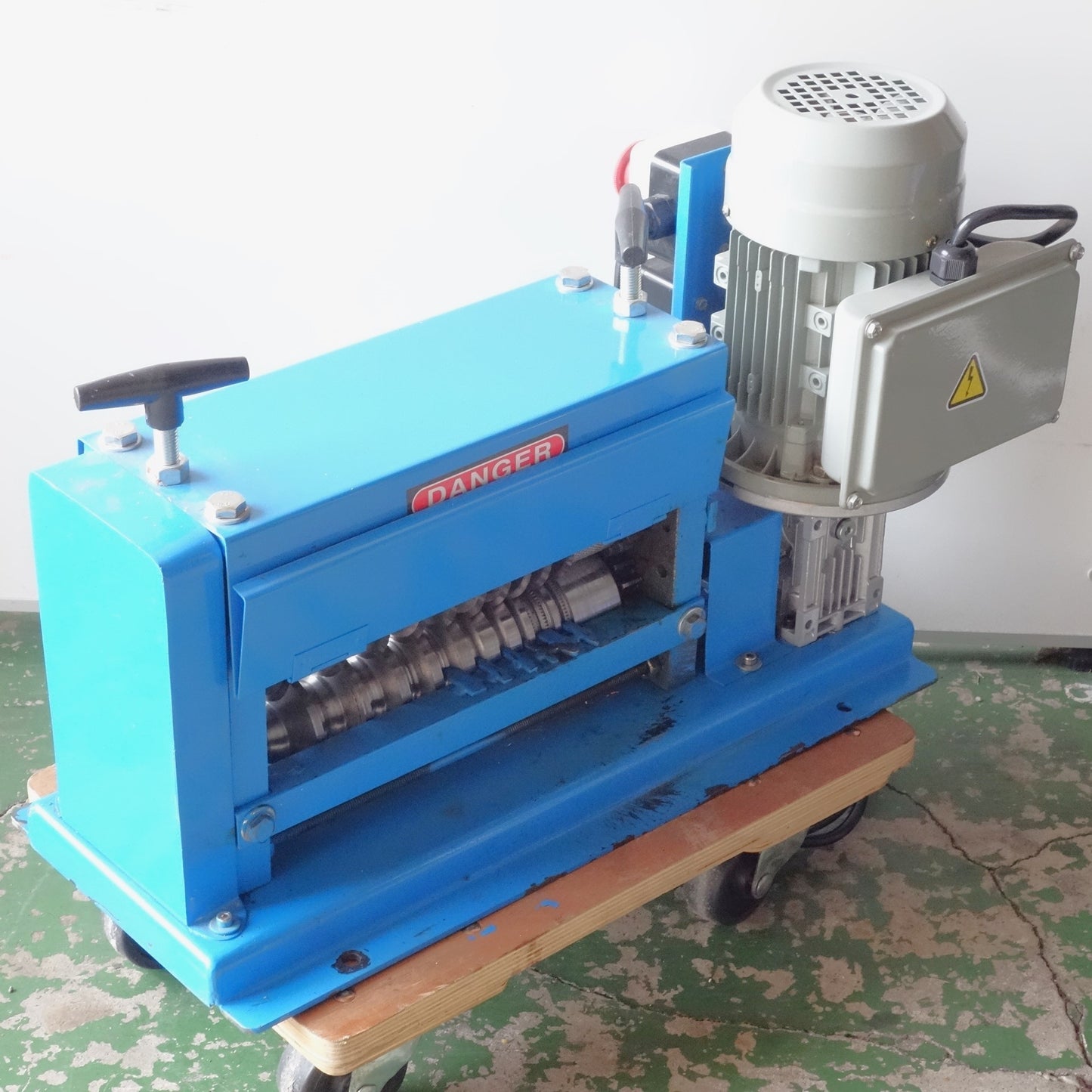 [送料無料] ◆電線 銅線 皮むき機 剥線機 ワイヤー ストリッパー カッター YL7124 メーカー不明◆