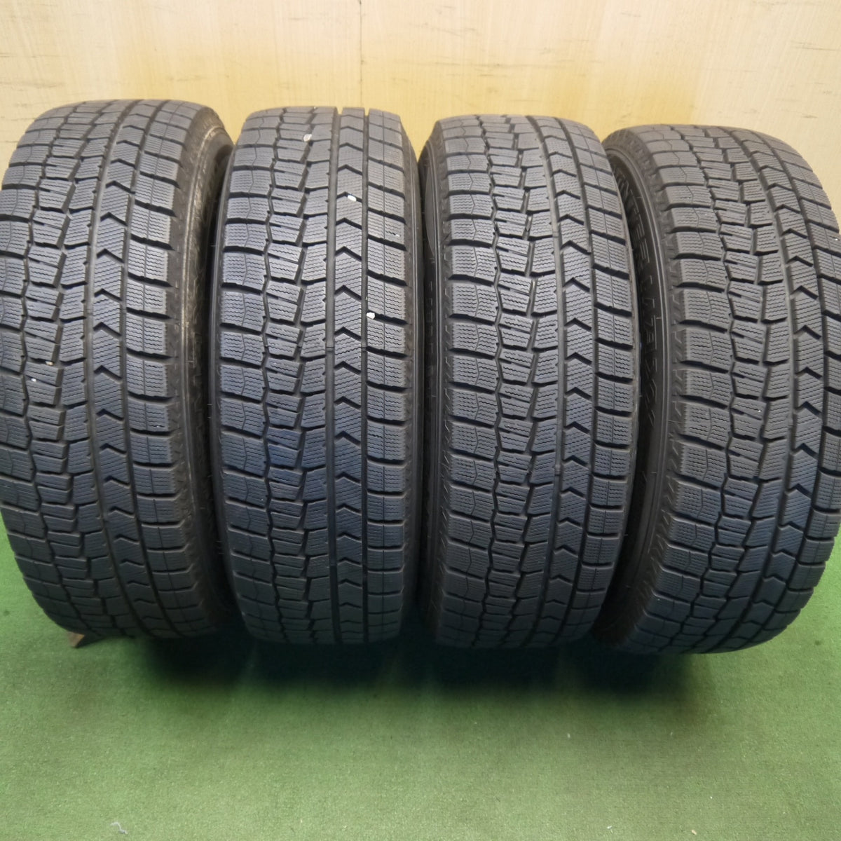 バリ溝！25年！キレイ！9.5分以上◎スタッドレス 205/65R16 ダンロップ ウインターマックス WM02 SIBILLA NEXT W5 シビラ ネクスト 16インチ PCD114.3/5H◎6100904Hス