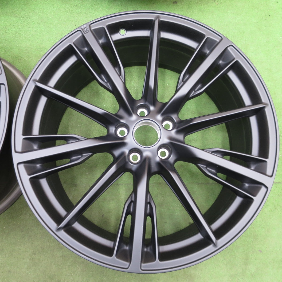 未使用★トヨタ クラウン スポーツ RS PHEV 純正 ホイール 21インチ 21×8.5J PCD114.3/5H★6021401NGホ