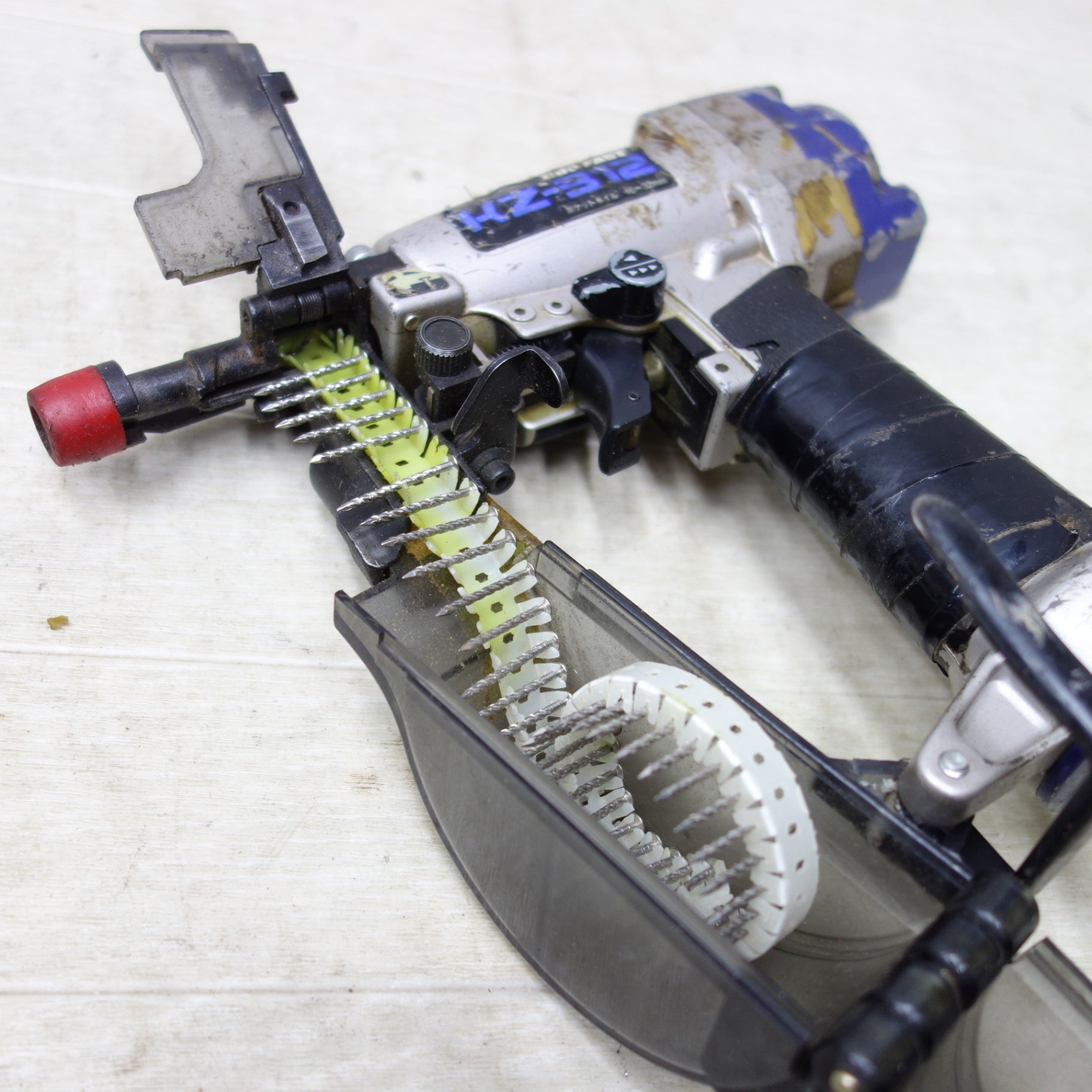 送料無料] ◇兼松 カネマツ DUO-FAST 32mm ロール釘打機 KZ-312 常圧