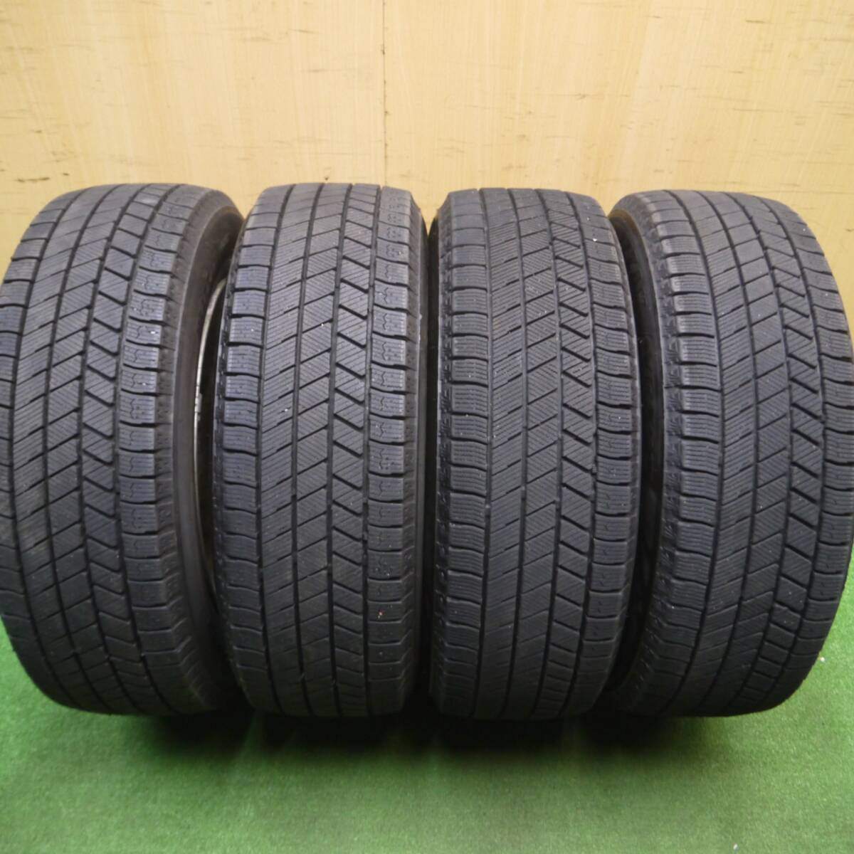 バリ溝！23年！9.5分以上★スタッドレス 195/65R15 ブリヂストン ブリザック VRX3 MT6 社外 アルミ 15インチ PCD 100 114.3/5H マルチ★4121601Hス