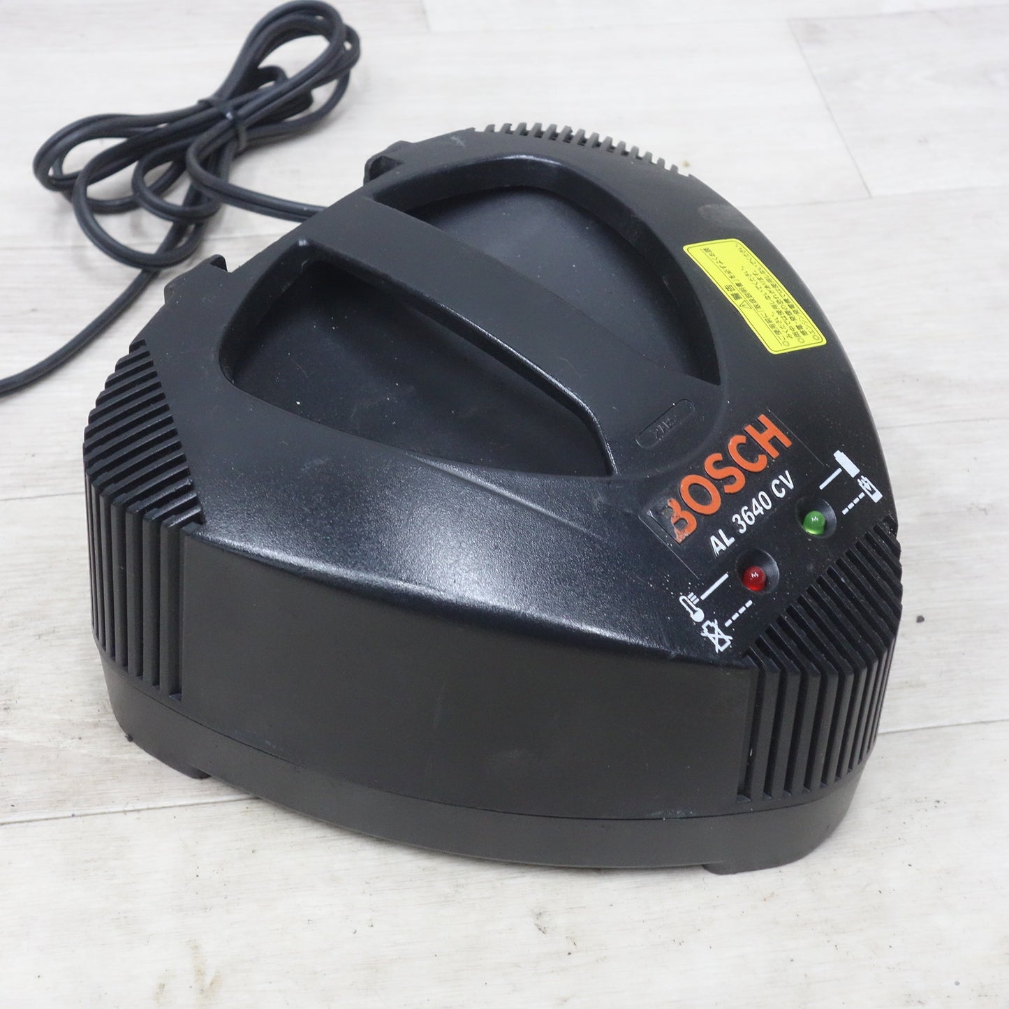 [送料無料] バッテリー2個！付属品付き◆BOSCH ボッシュ 充電式 ハンマードリル GBH 36 VF-LI 電動 工具 ハンマドリル 36V 充電器 コードレス◆