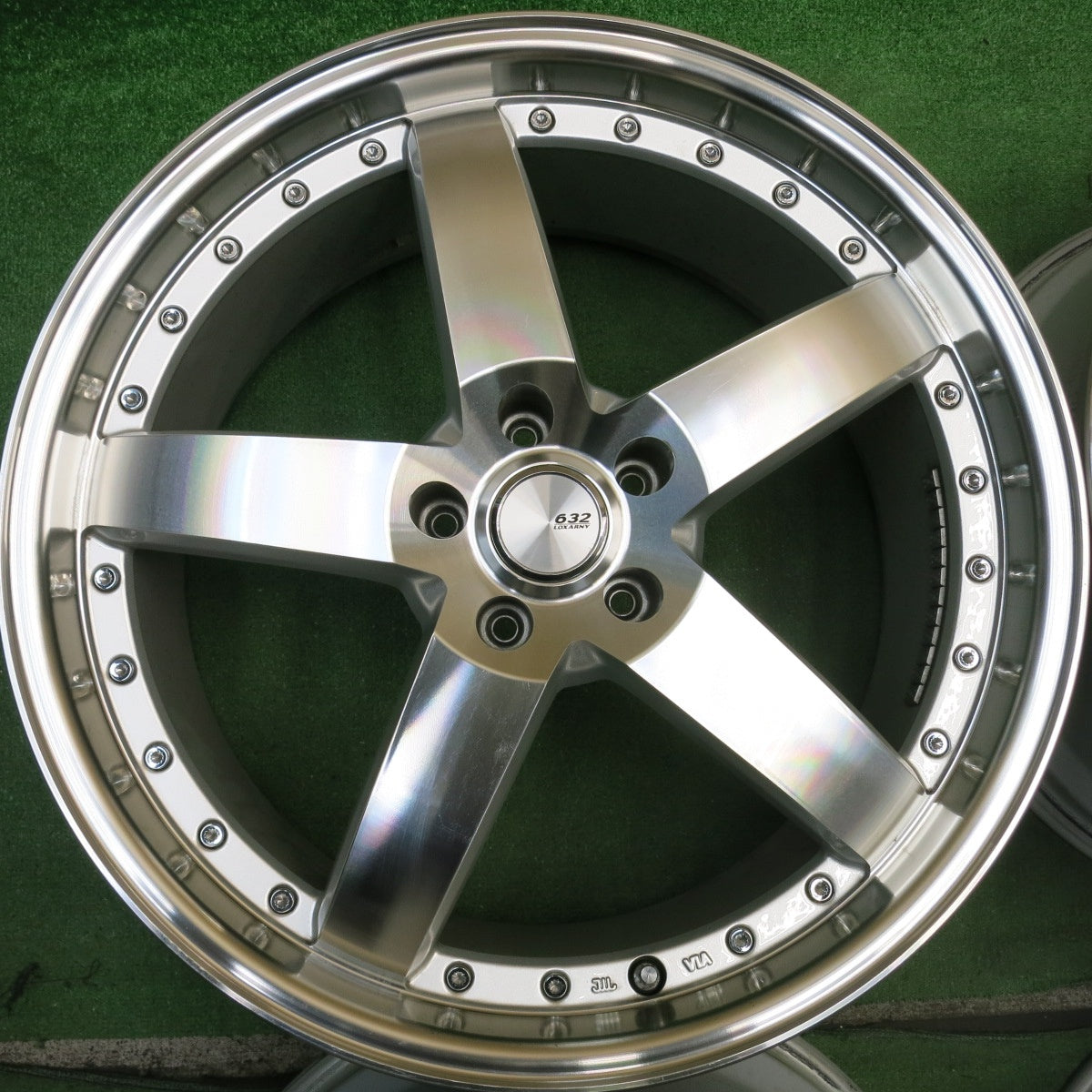 キレイ◎LOXARNY GRASTAR FIVE 20インチ ホイール ロクサーニ グラスター ファイブ 20×8.5J 20×9J PCD114.3/5H◎6080802HAホ