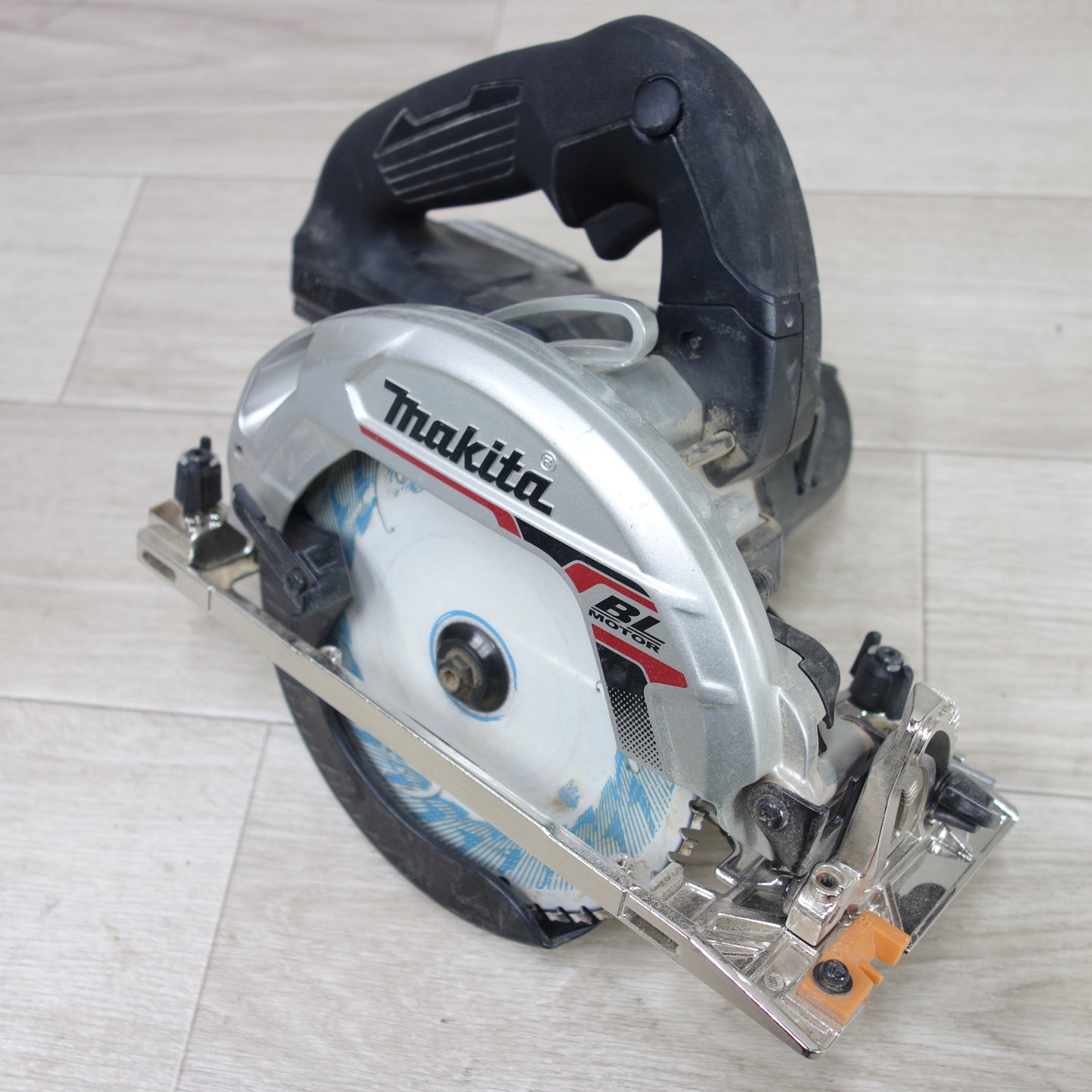 [送料無料] ◆マキタ 165mm 充電式 マルノコ HS631D 電動 工具 18V 本体のみ 丸ノコ 丸のこ 木工用 切断機 Makita◆