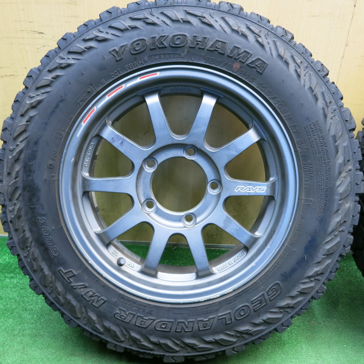 4本価格！23年◎RAYS A LAP-J REDOT 185/85R16 105/103N ヨコハマ ジオランダー M/T G003 レイズ 16インチ PCD139.7/5H◎6090604HAノ