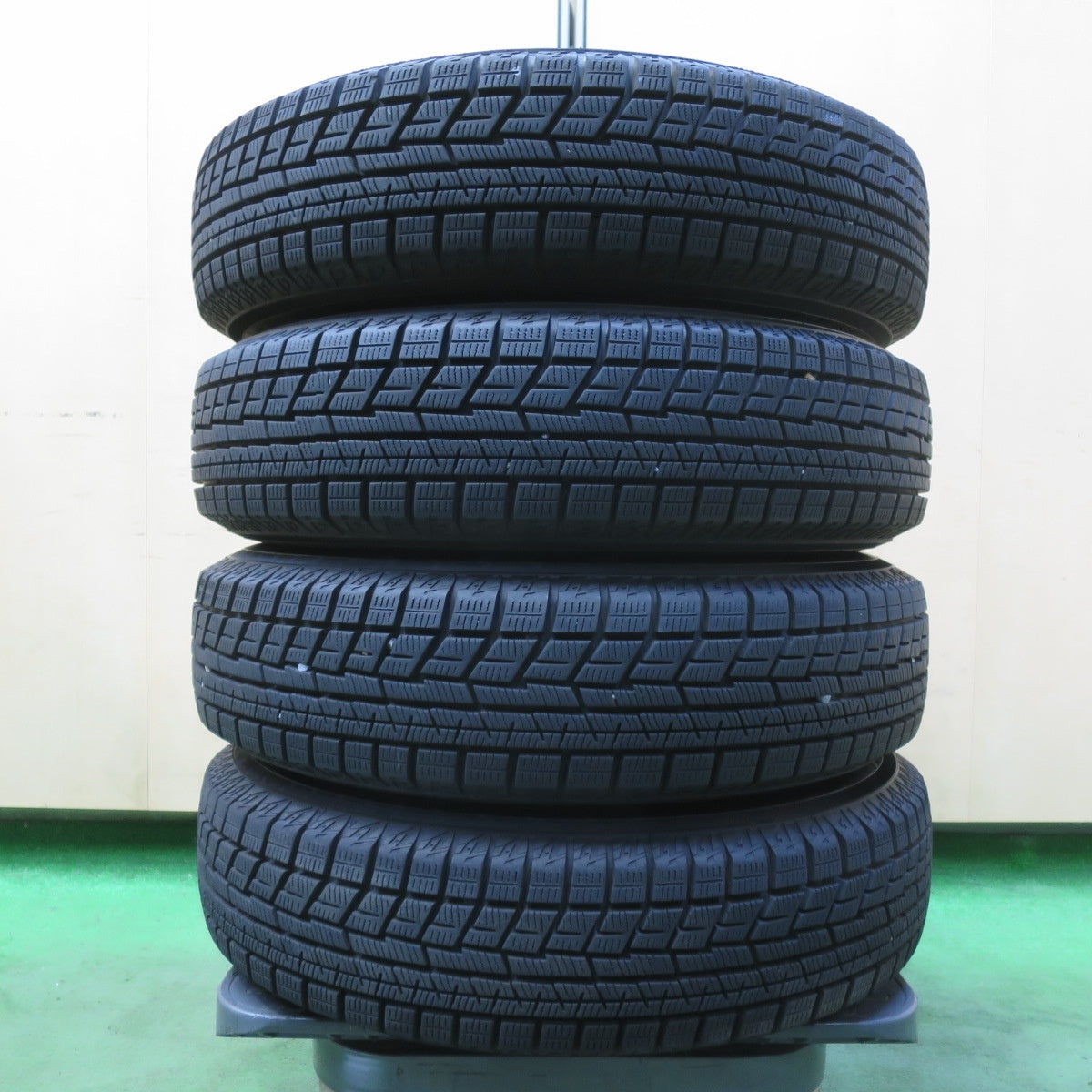 バリ溝！23年！9分★ダイハツ タント 純正 スチール 145/80R13 スタッドレス ヨコハマ アイスガード iG60 13インチ PCD100/4H★5072408イス