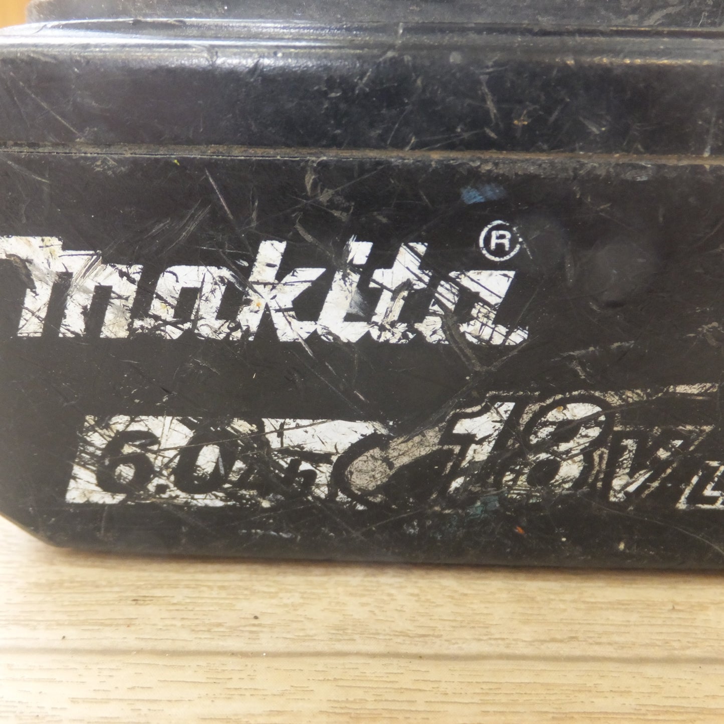 [送料無料] ジャンク★マキタ makita Li-ion 20 バッテリ BL1860B　DC18V 6.0Ah 108Wh 雪マーク★