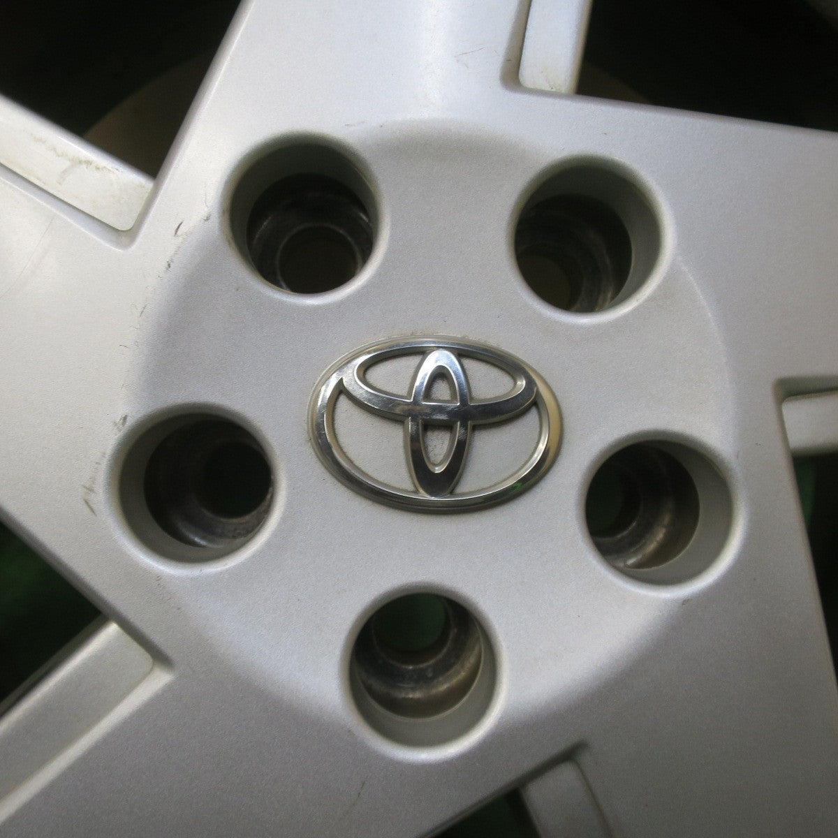 バリ溝！23年！9.5分★トヨタ 30系 プリウス 純正 195/65R15 トーヨー SD-7 15インチ PCD100/5H★6040408イノ