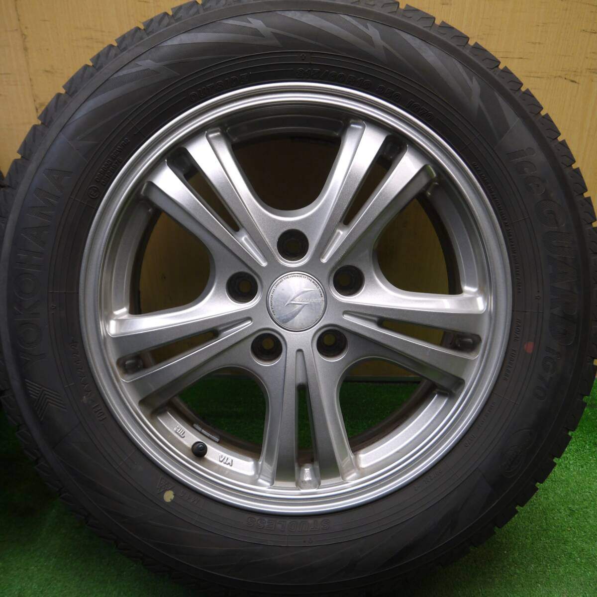 バリ溝！22年！キレイ！9分★スタッドレス 215/60R16 ヨコハマ アイスガード iG70 STRANGER ストレンジャー 16インチ PCD114.3/5H★5012809Hス