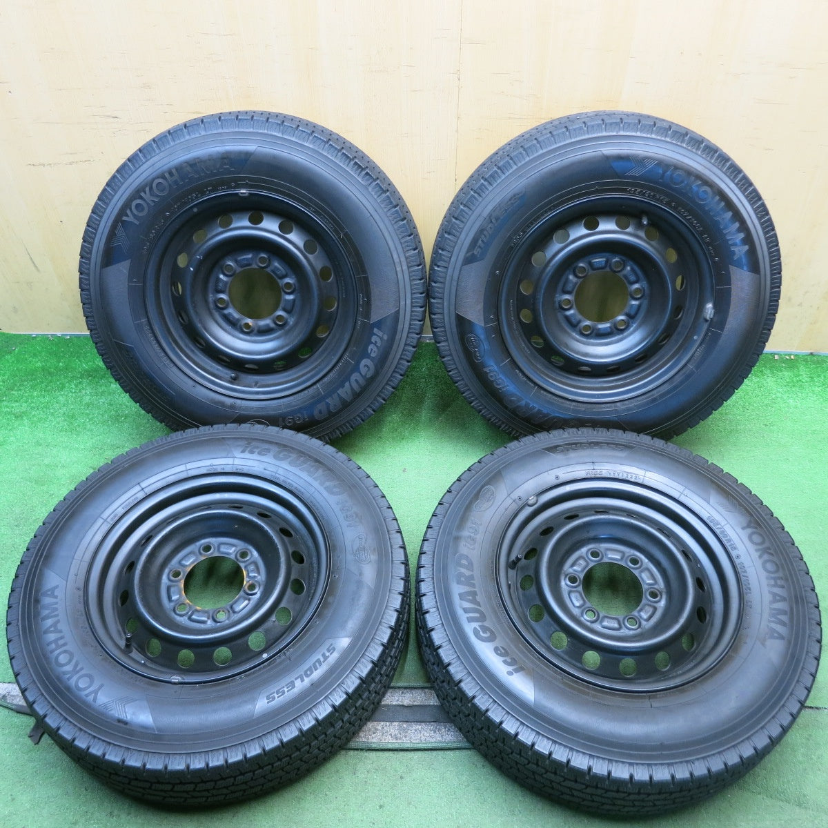 バリ溝！22年！キレイ！9分◎トヨタ ハイエース 純正 スチール 195/80R15 107/105L スタッドレス ヨコハマ アイスガード iG91 15インチ PCD139.7/6H◎6090303HAス