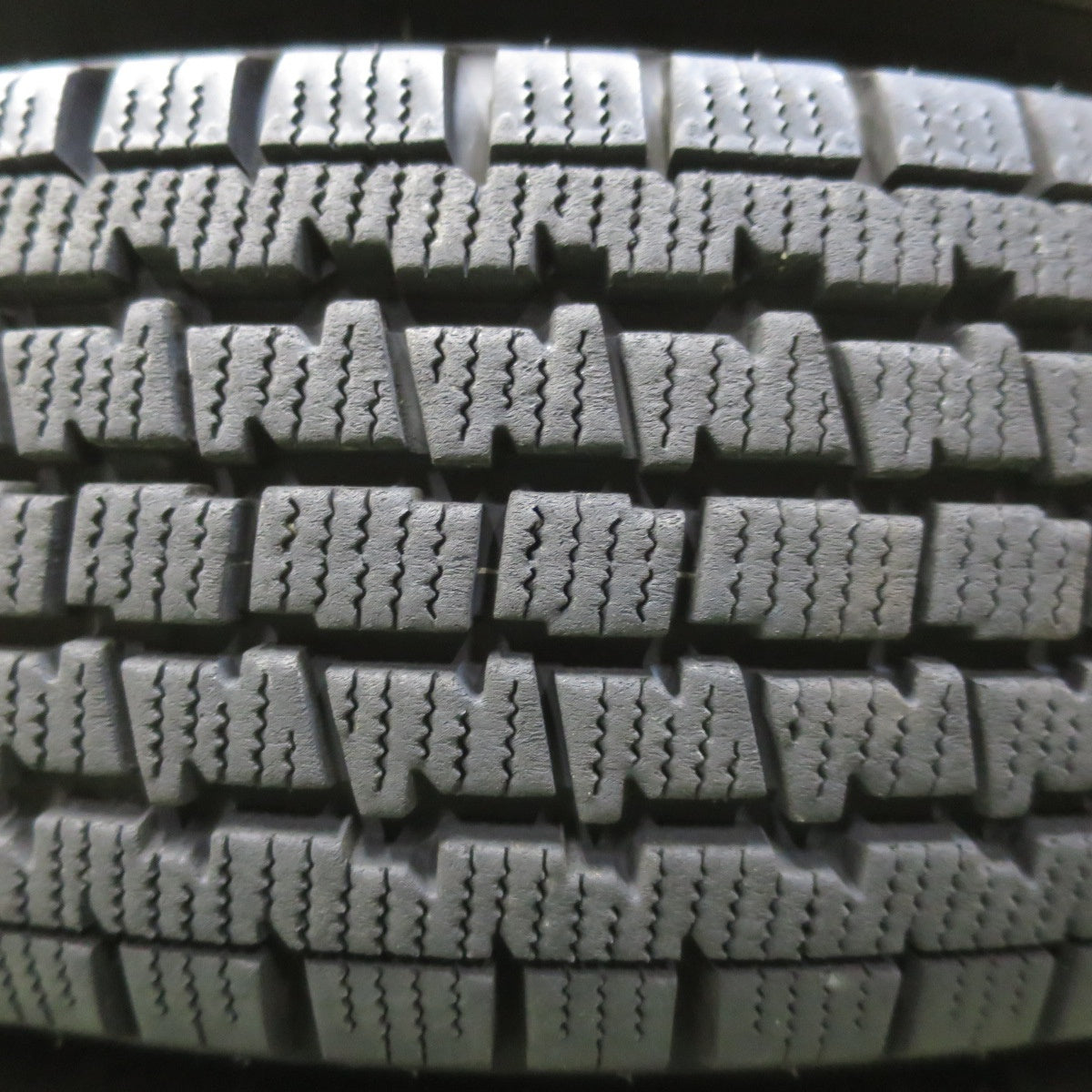 バリ溝！25年！9.5分◎スタッドレス 145/80R12 80/78N ブリヂストン ブリザック W300 JOKER ジョーカー 12インチ PCD100/4H◎6090908イス