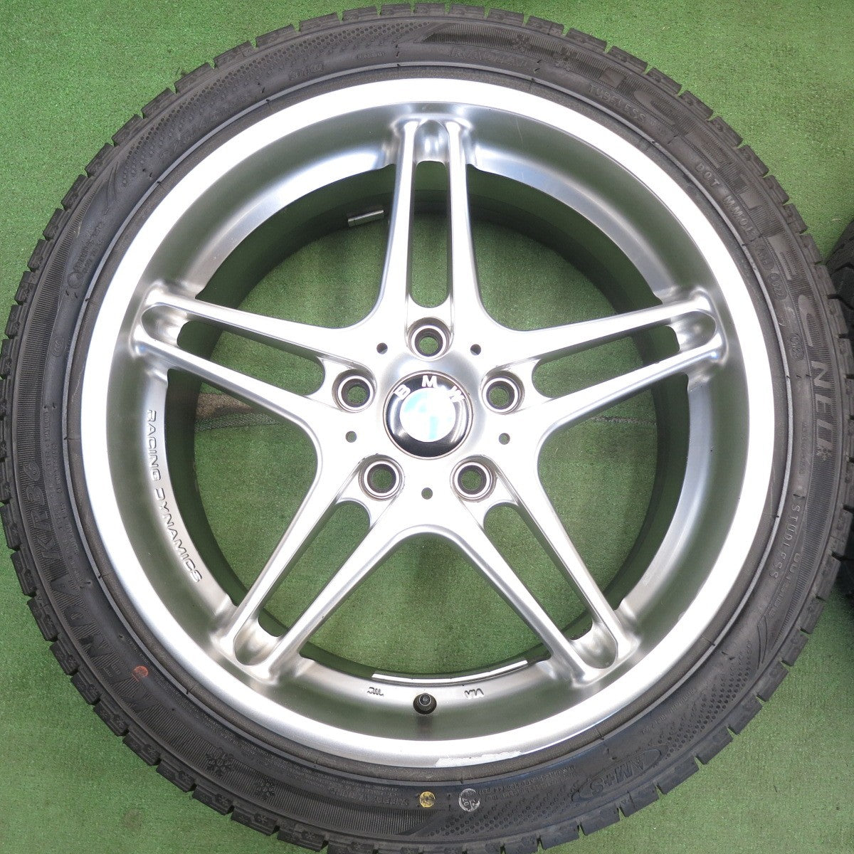 バリ溝！22年！9.5分◎BMW 等 Racing Dynamics RD3 225/45R18 スタッドレス ケンダ KR36 アイステック ネオ レーシング ダイナミクス 18インチ PCD120/5H◎6061410HAス