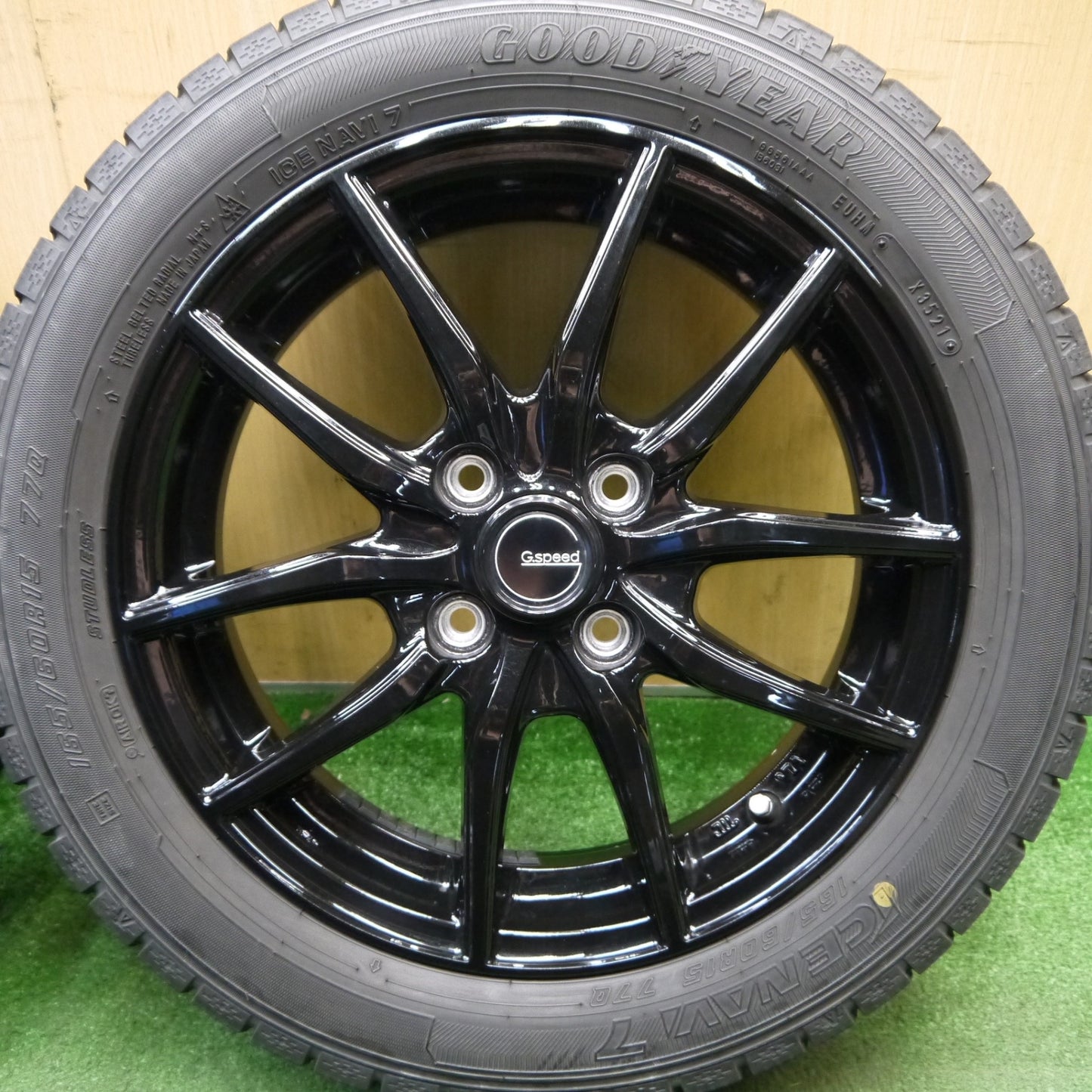 バリ溝！キレイ！8.5分★スタッドレス 165/60R15 グッドイヤー アイスナビ7 G.speed Gスピード 15インチ ハスラー ソリオ 等 PCD100/4H★6032512Hス