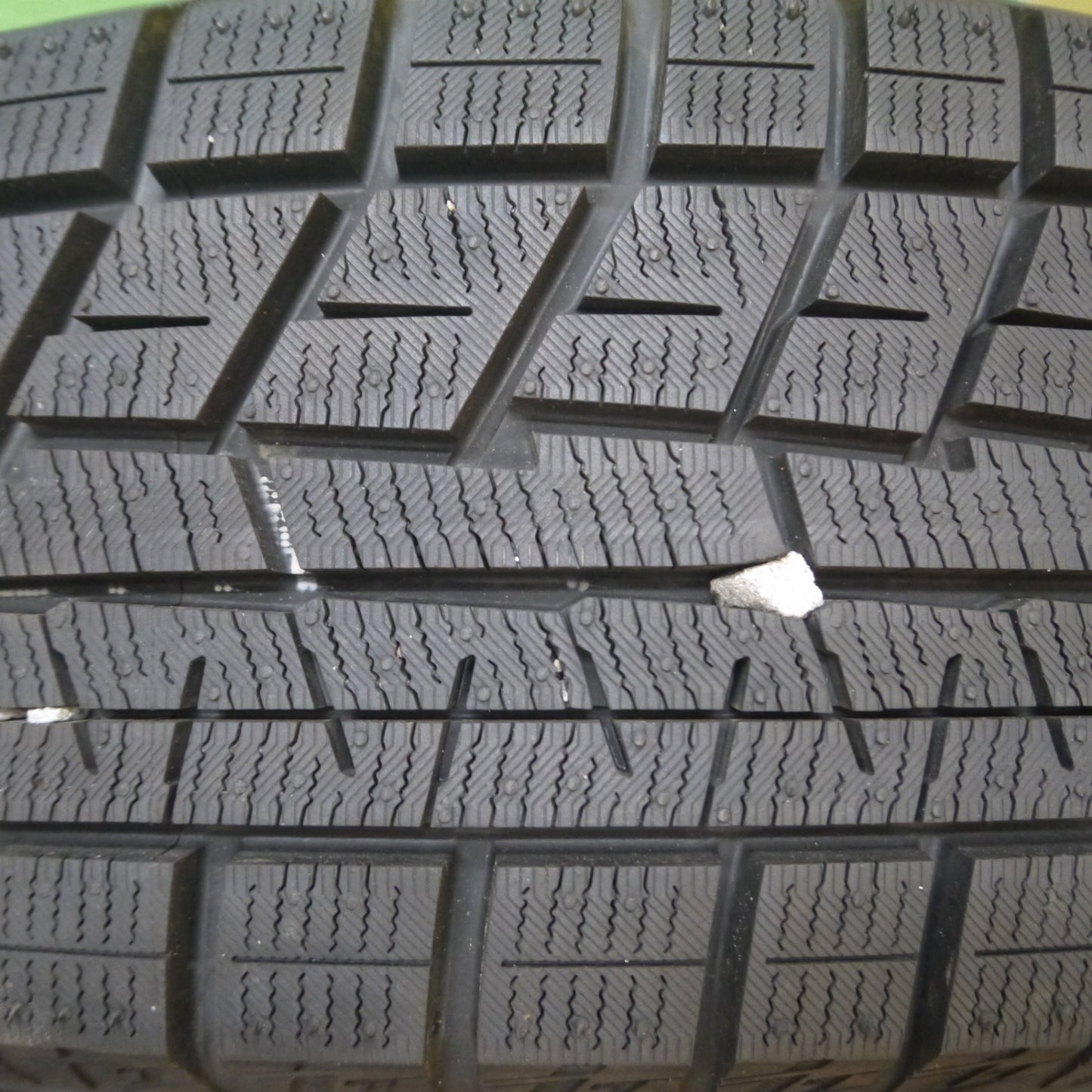 [送料無料] バリ溝！23年！キレイ！ほぼ10分★スタッドレス 185/65R15 ヨコハマ アイスガード iG60 JOKER ジョーカー 15インチ PCD114.3/5H★4120405Hス
