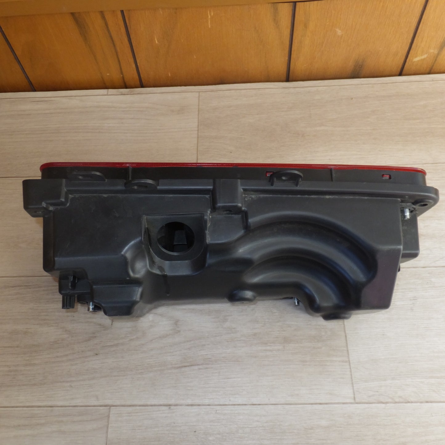 [送料無料] 岐阜発 新車外し★スズキ SUZUKI 純正 ジムニー JB64W JB74W 左 テールランプ KOITO 220-5938C L ライトカバー 付★