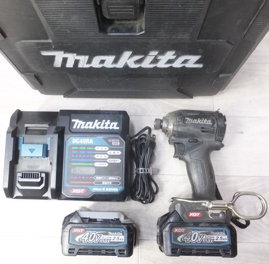 [送料無料] ◆makita マキタ 充電式インパクトドライバ TD001G 40V バッテリー2個 充電器付き 電動工具◆