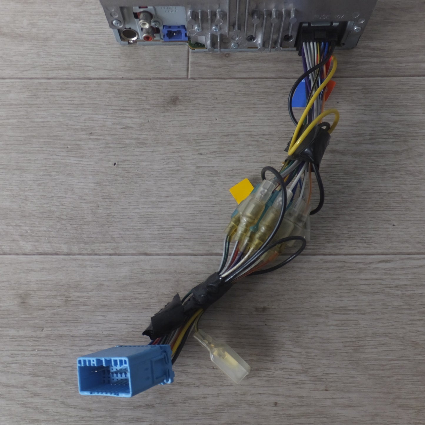 [送料無料] ★カロッツェリア carrozzeria MD/CD/チューナー WMA/MP3/AAC/WAV対応メインユニット FH-P530MD-B(1)★