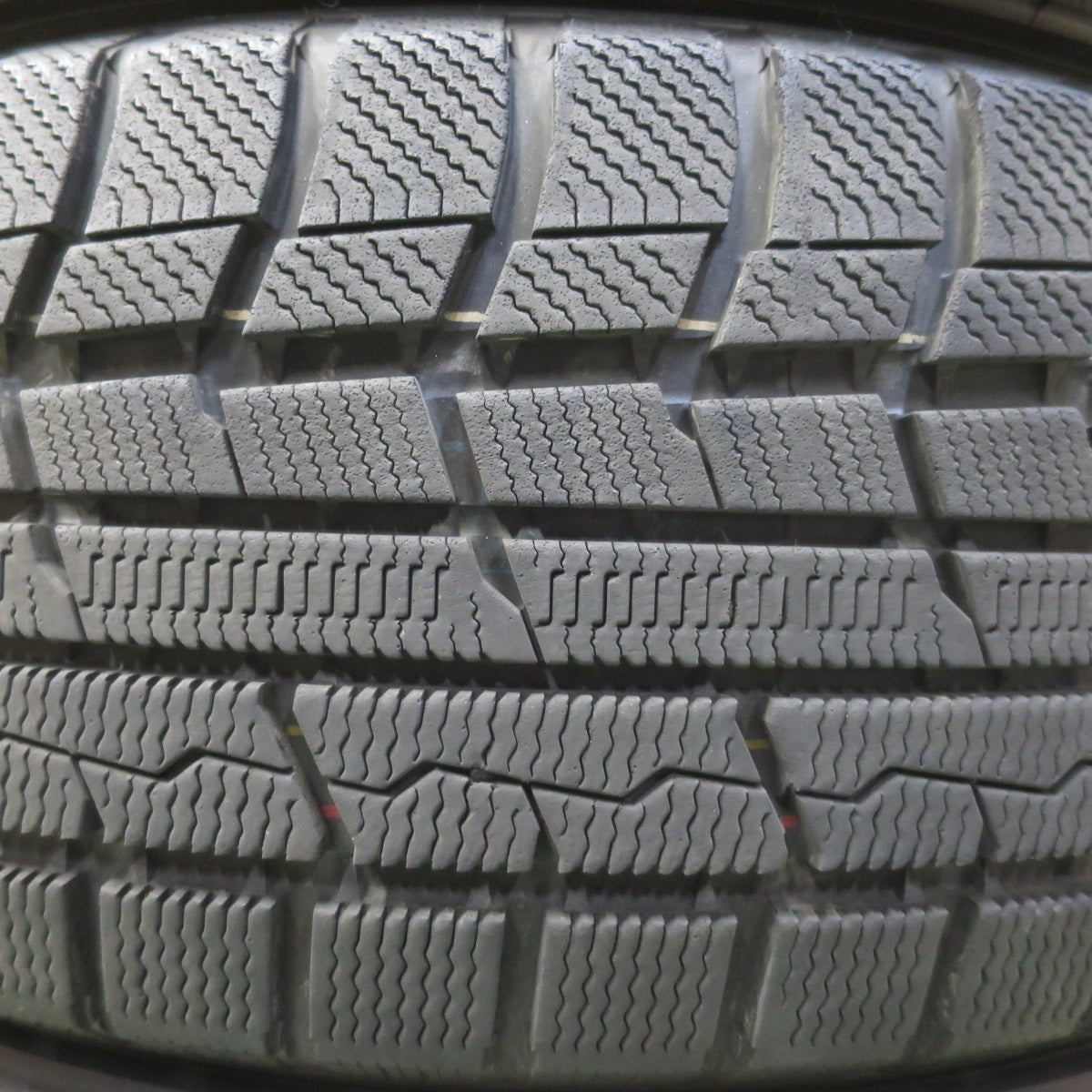 バリ溝！22年！9.5分★スタッドレス 225/60R17 トーヨー ウインター トランパス TX タイヤ 17インチ XV フォレスター アウトバック 等★6071408イスタ