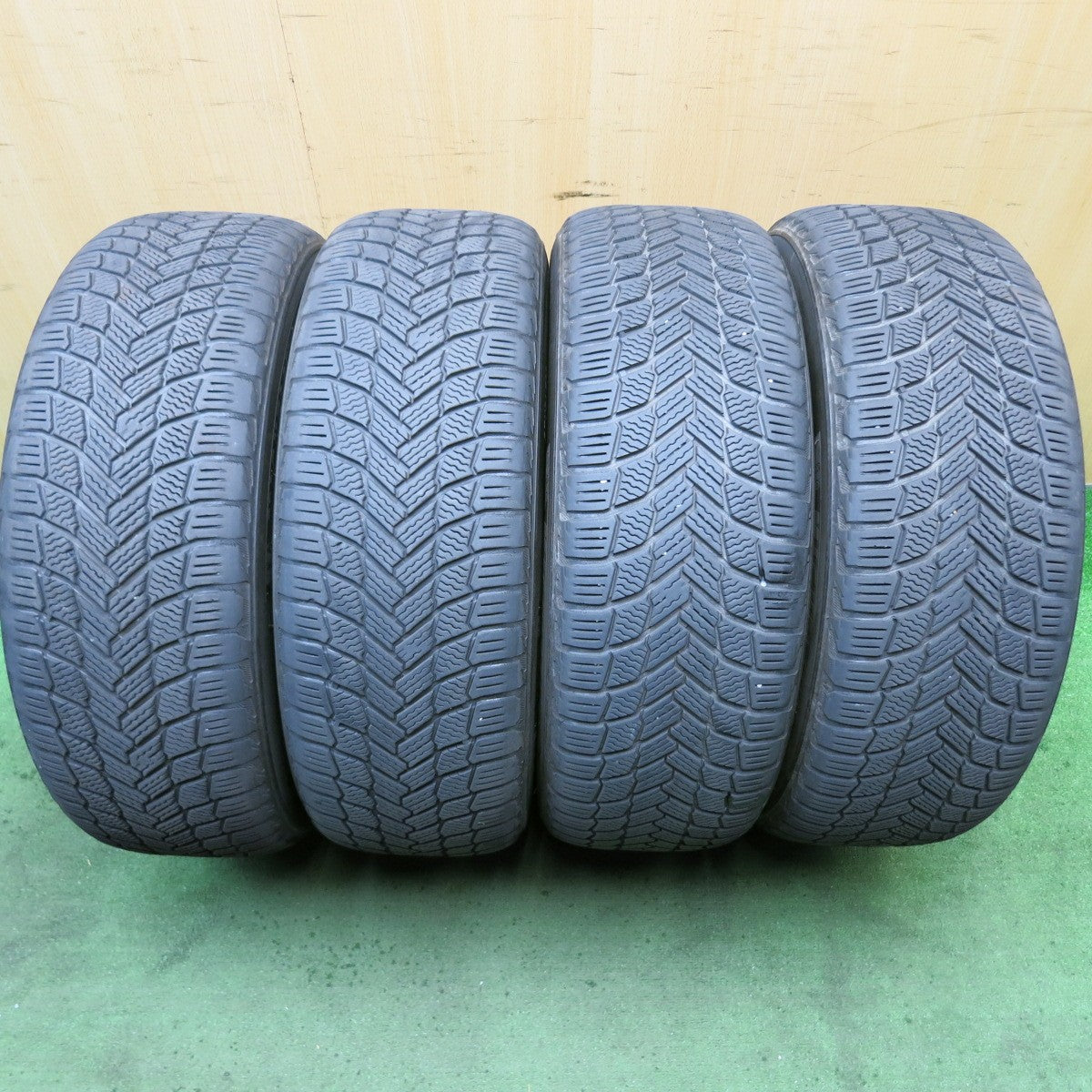 キレイ★ベンツ W447 Vクラス 純正 225/55R17 スタッドレス ミシュラン X-ICE SNOW 17インチ PCD112/5H★5080307HAス