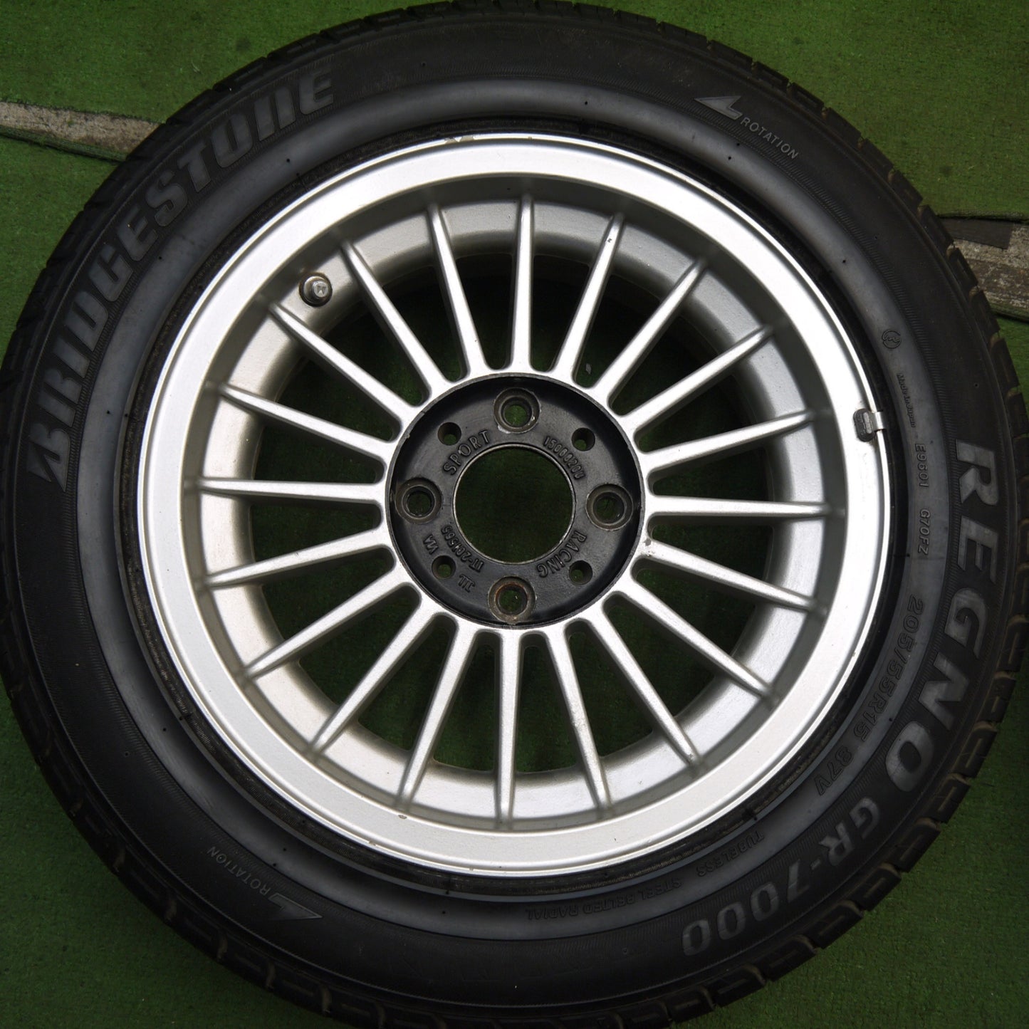 タイヤほぼ未使用★RACING SPORT 205/55R15 ブリヂストン レグノ GR-7000 15インチ レーシング スポーツ PCD114.3/4H★5070702Hノ